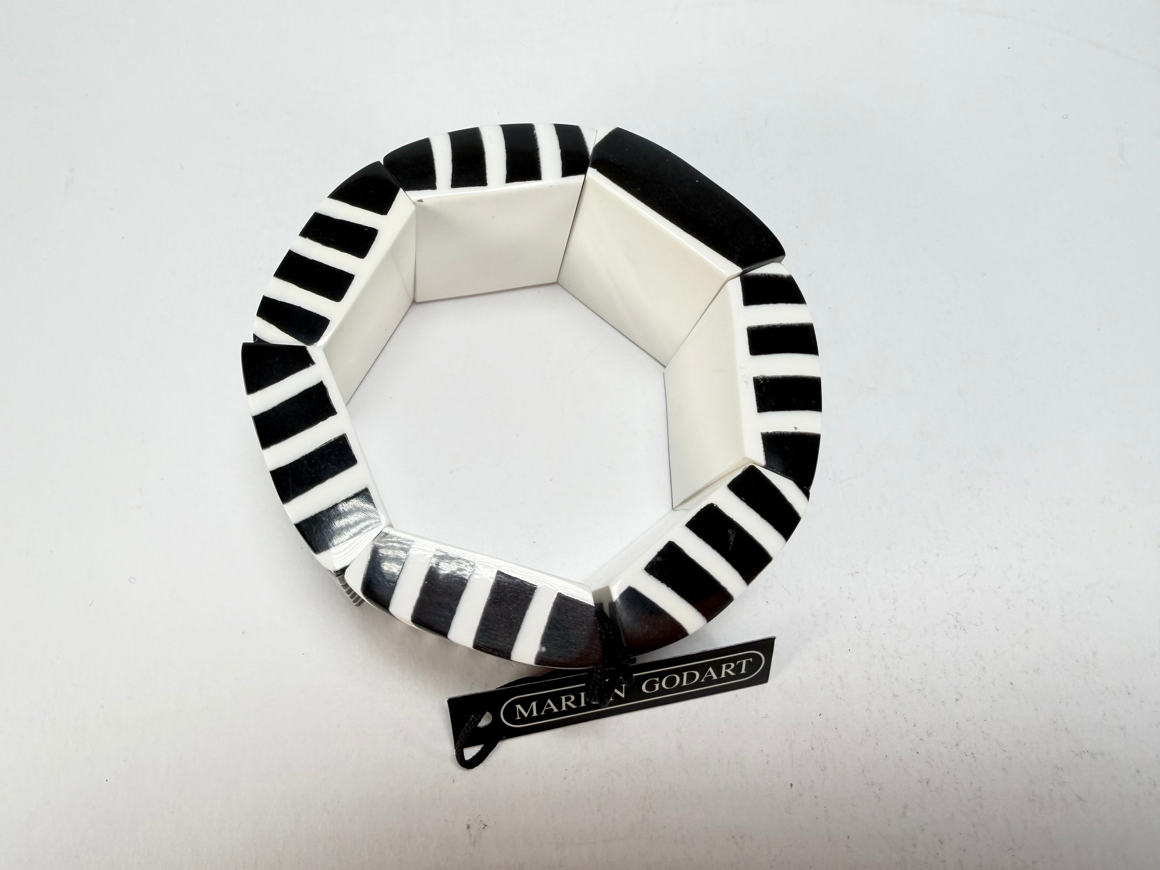 Marion Godart - Monochrome "Géométrique" Black & White Elasticated Resin Bracelet