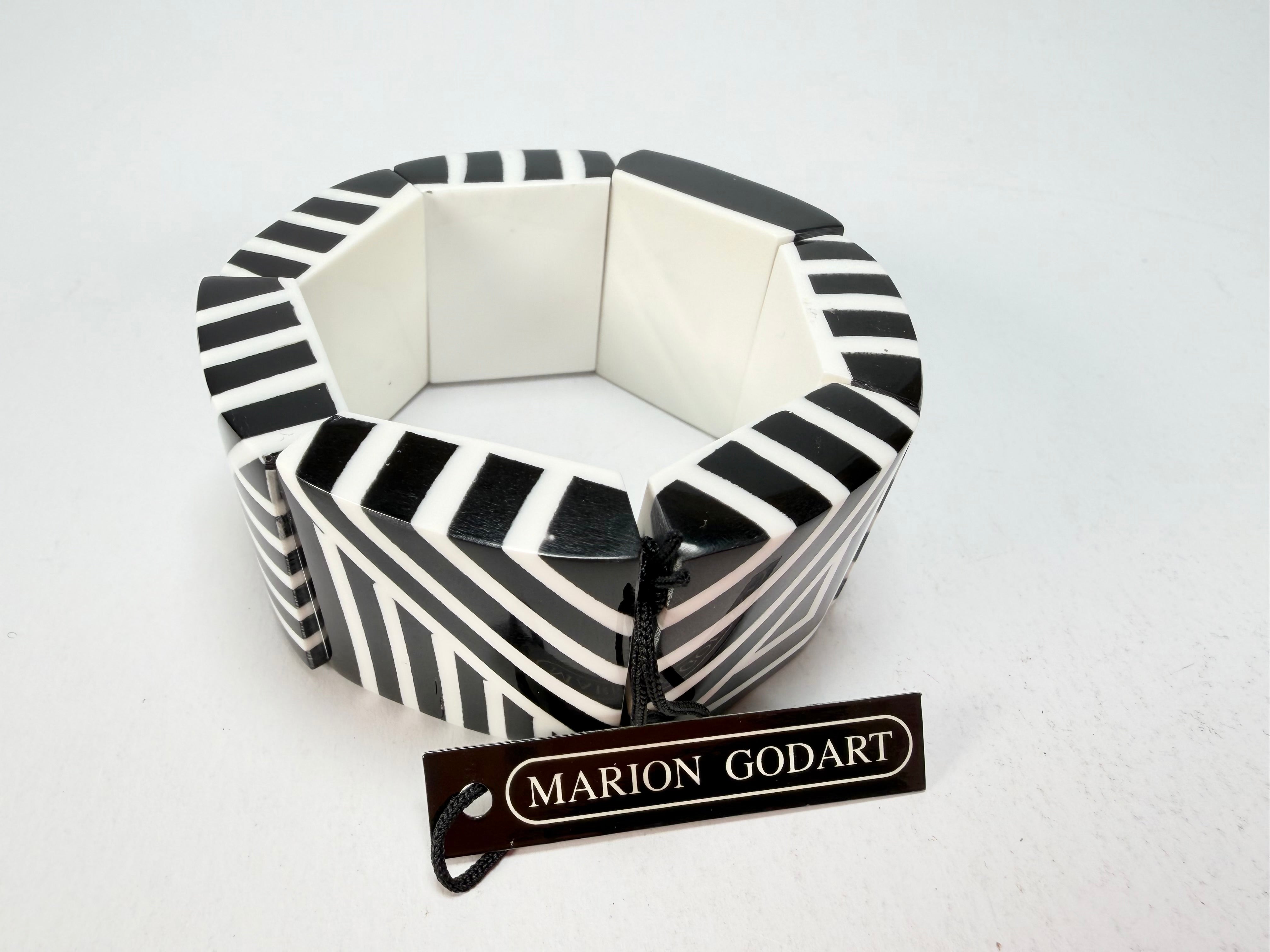 Marion Godart - Monochrome "Géométrique" Black & White Elasticated Resin Bracelet