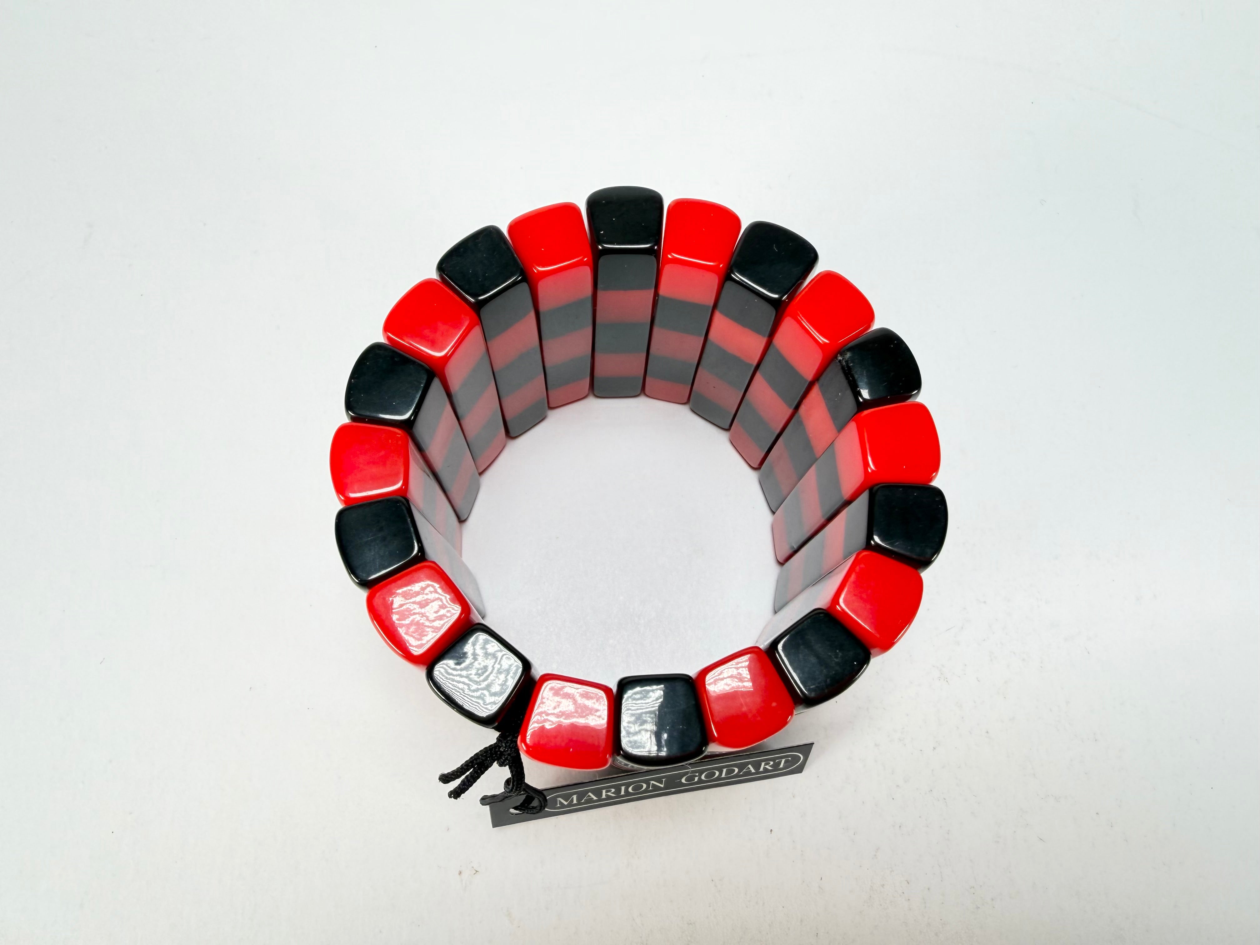 Marion Godart - Monochrome "Damier" Black & Red Elasticated Resin Bracelet