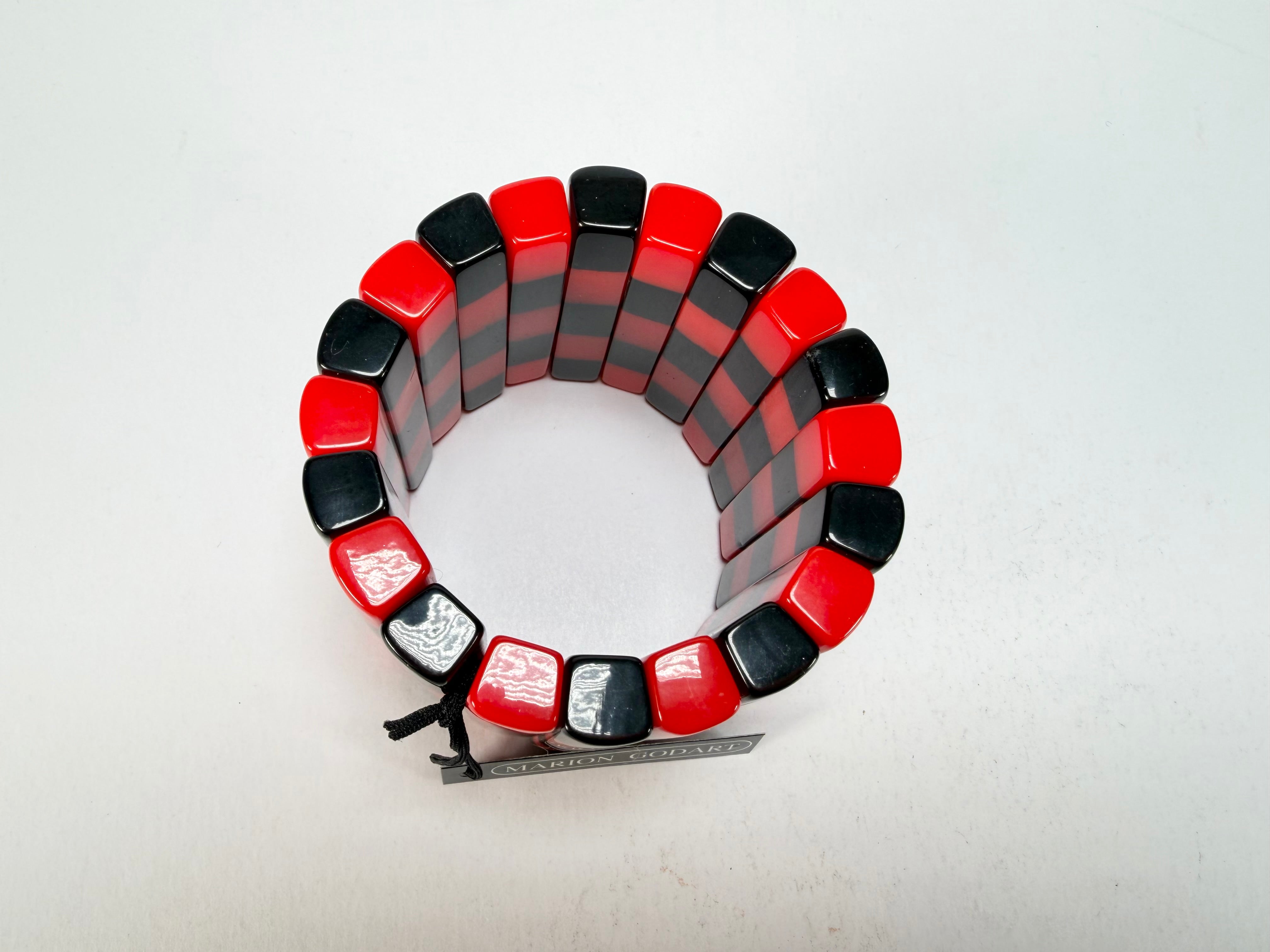 Marion Godart - Monochrome "Damier" Black & Red Elasticated Resin Bracelet