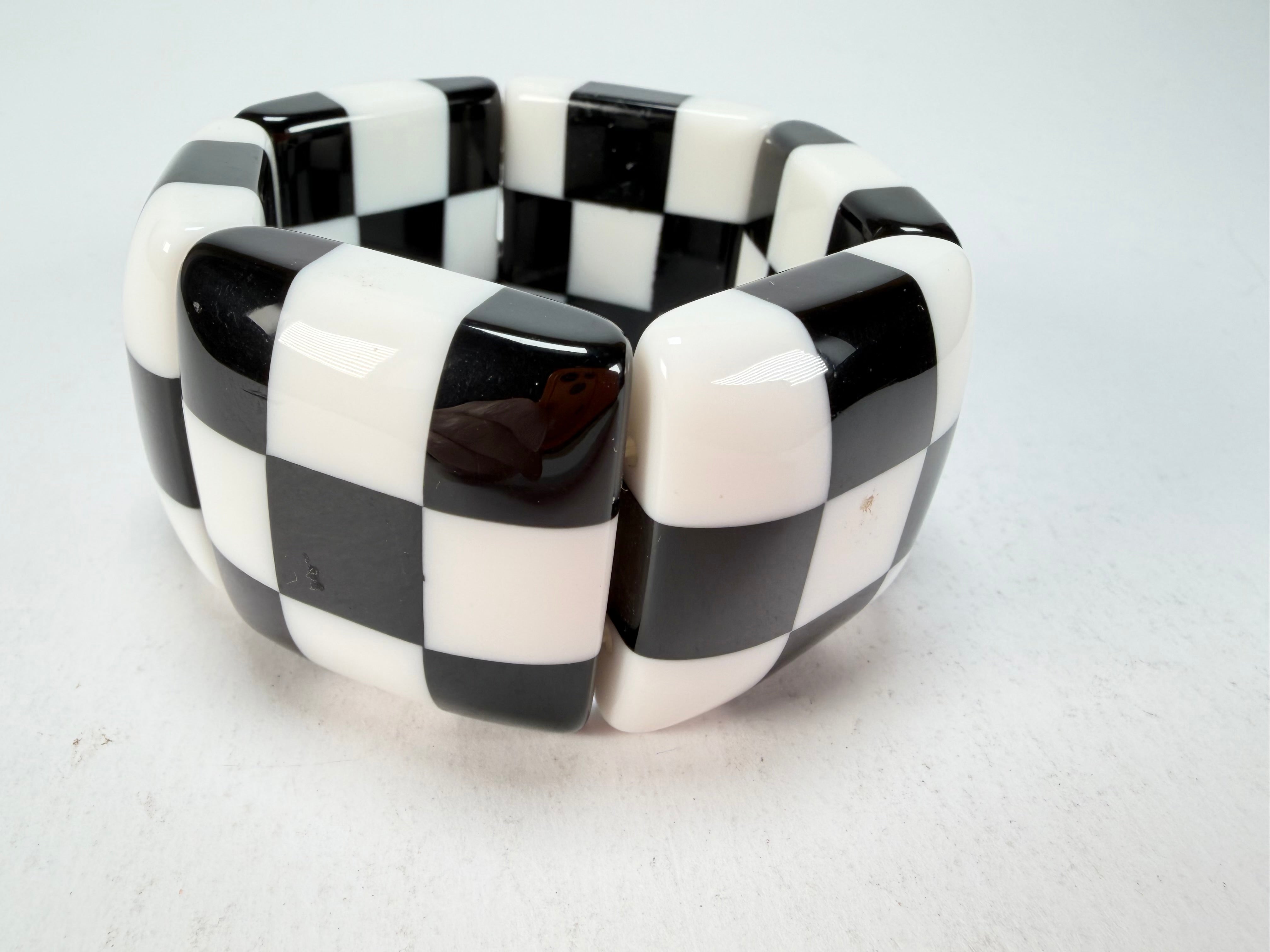Marion Godart - Monochrome "Echiquier" Black & White Elasticated Resin Bracelet