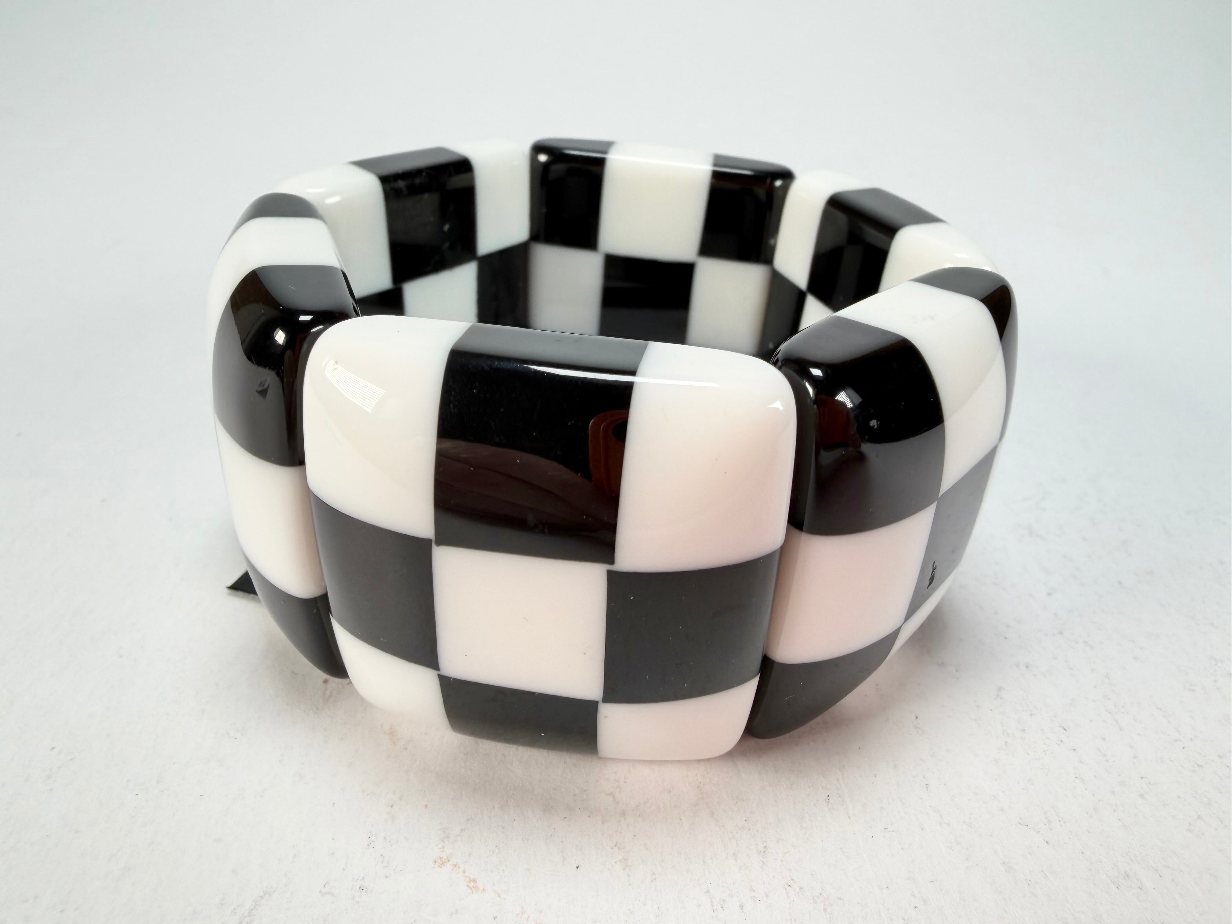 Marion Godart - Monochrome "Echiquier" Black & White Elasticated Resin Bracelet