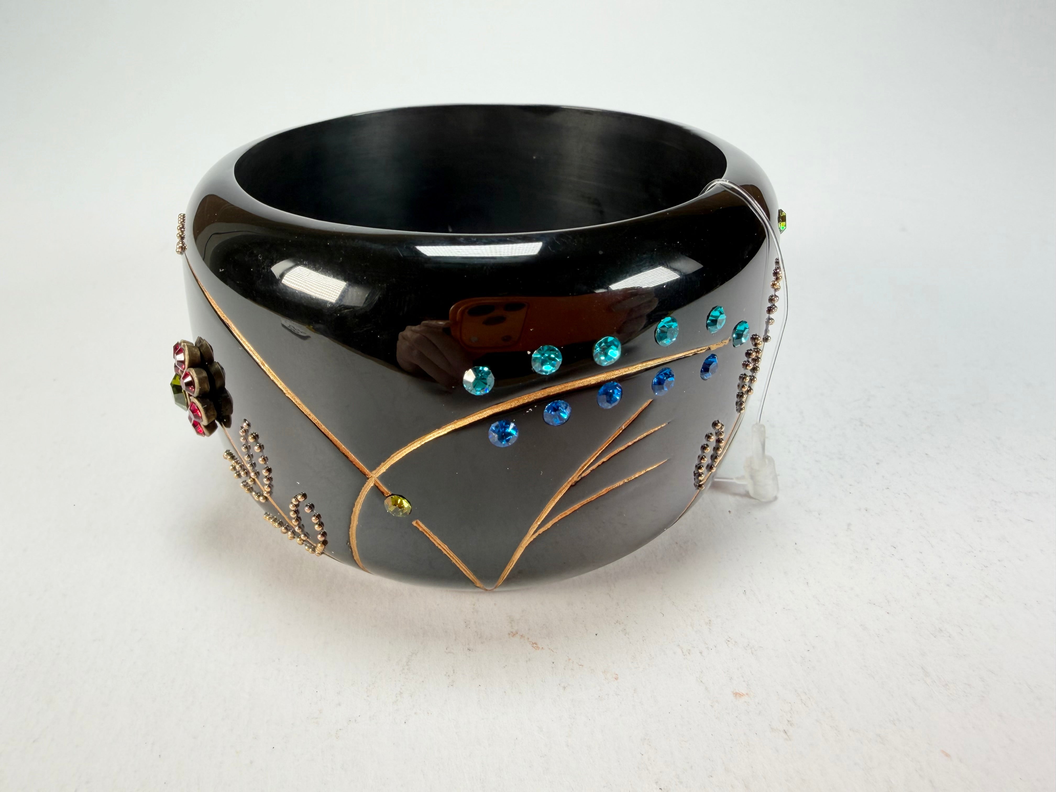 Marion Godart - Natural "Joyaux De La Nature" Black Solid Round 5cm Bangle
