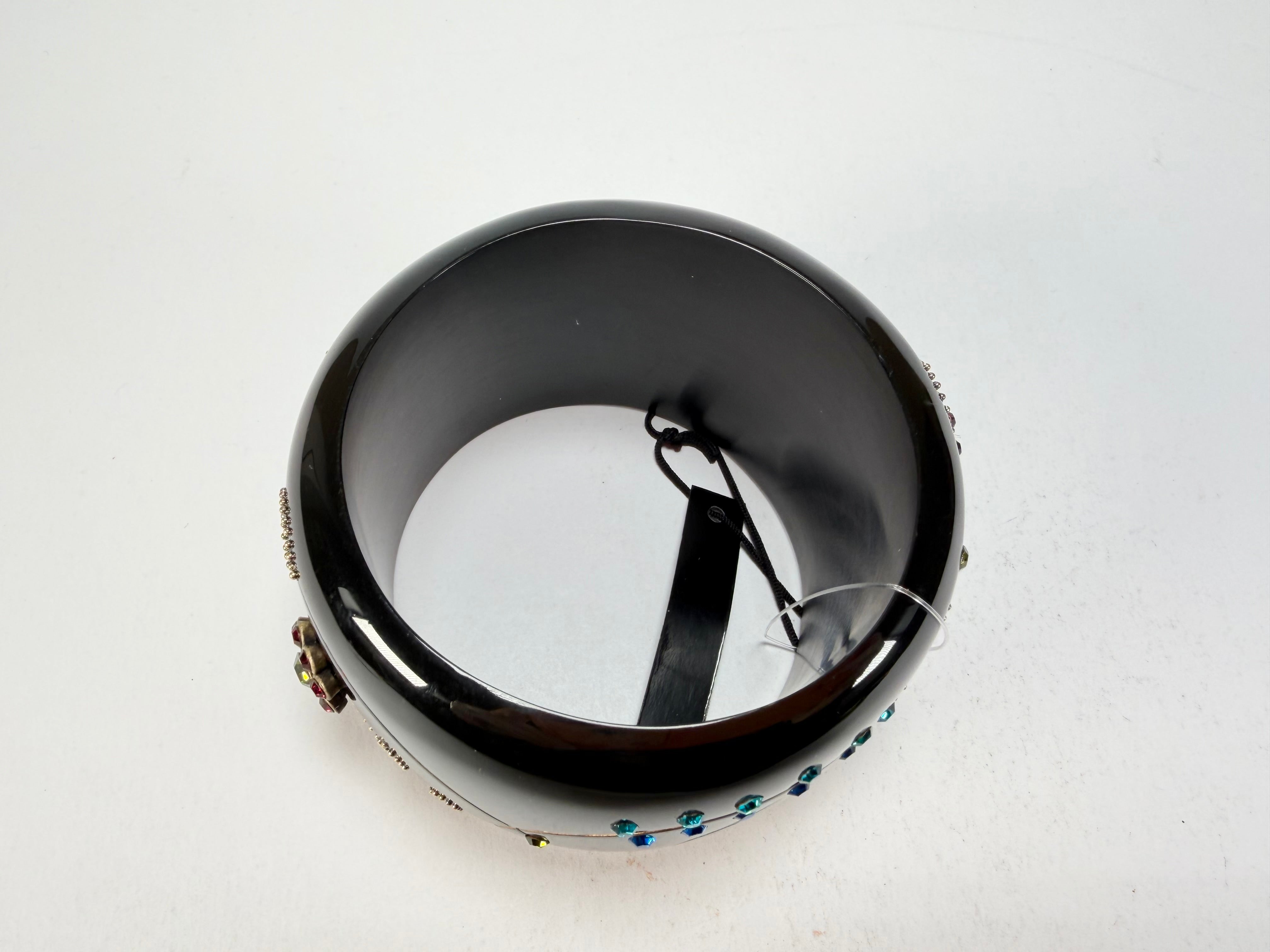 Marion Godart - Natural "Joyaux De La Nature" Black Solid Round 5cm Bangle