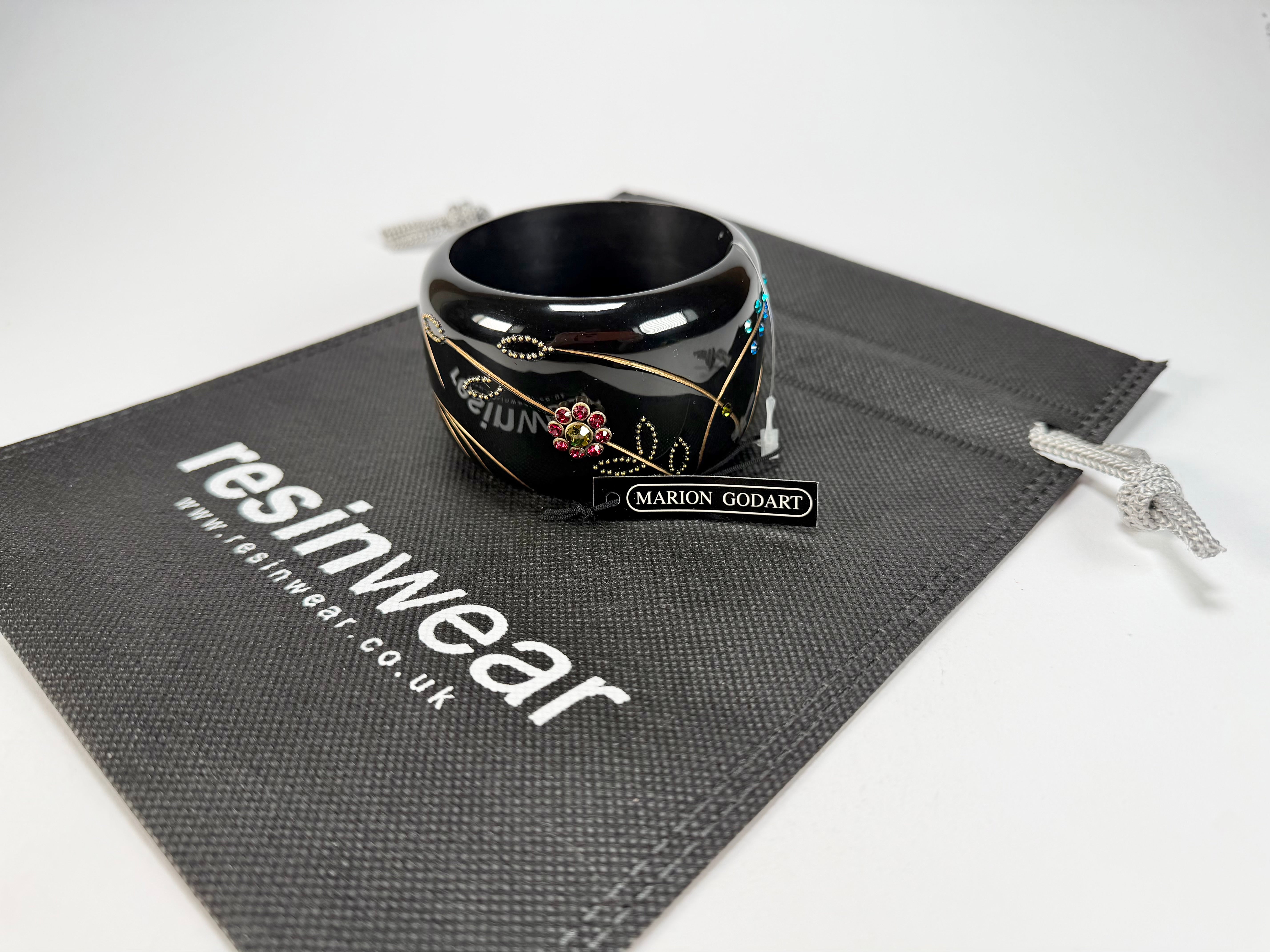 Marion Godart - Natural "Joyaux De La Nature" Black Solid Round 5cm Bangle