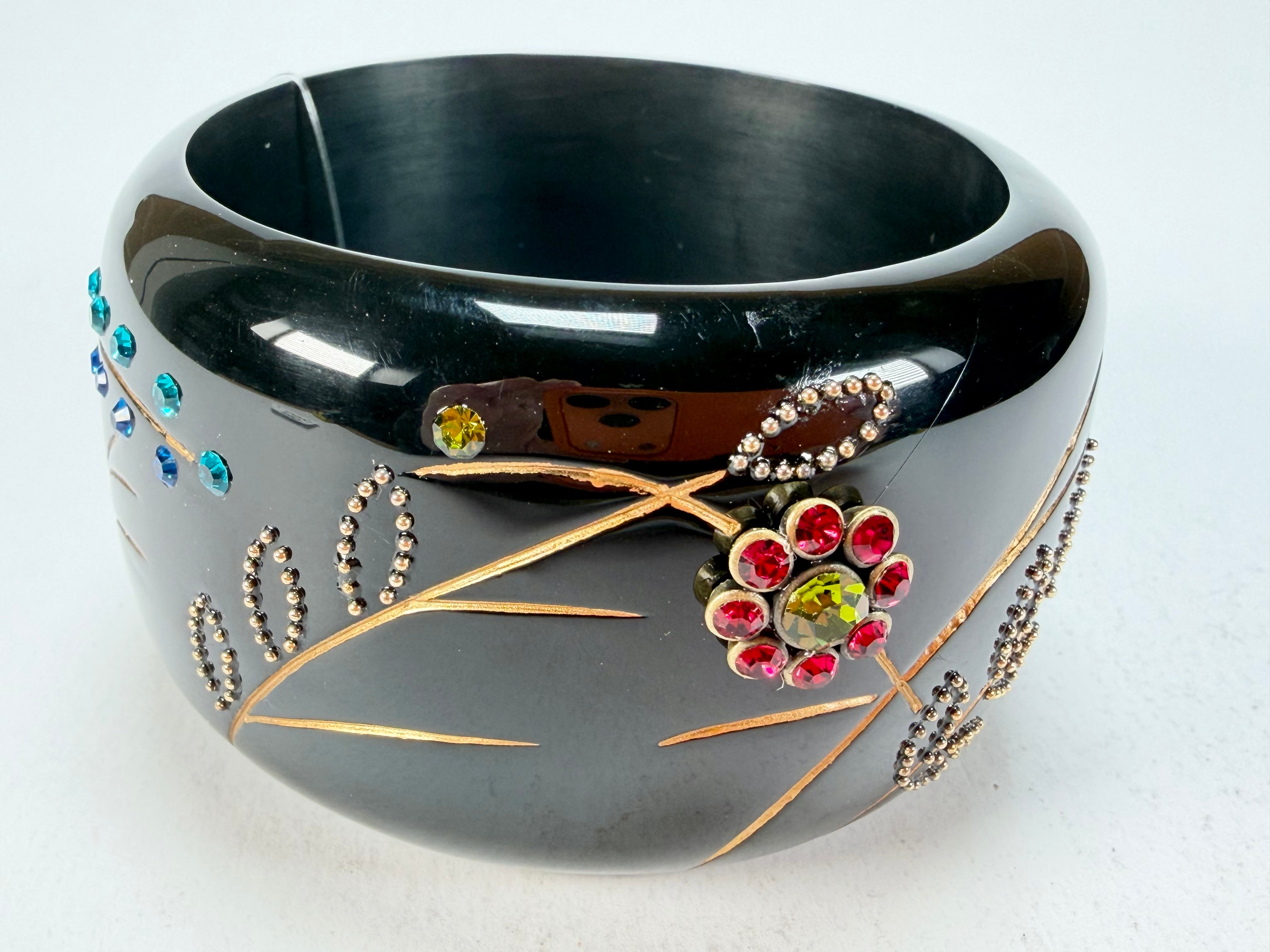 Marion Godart - Natural "Joyaux De La Nature" Black Solid Round 5cm Bangle
