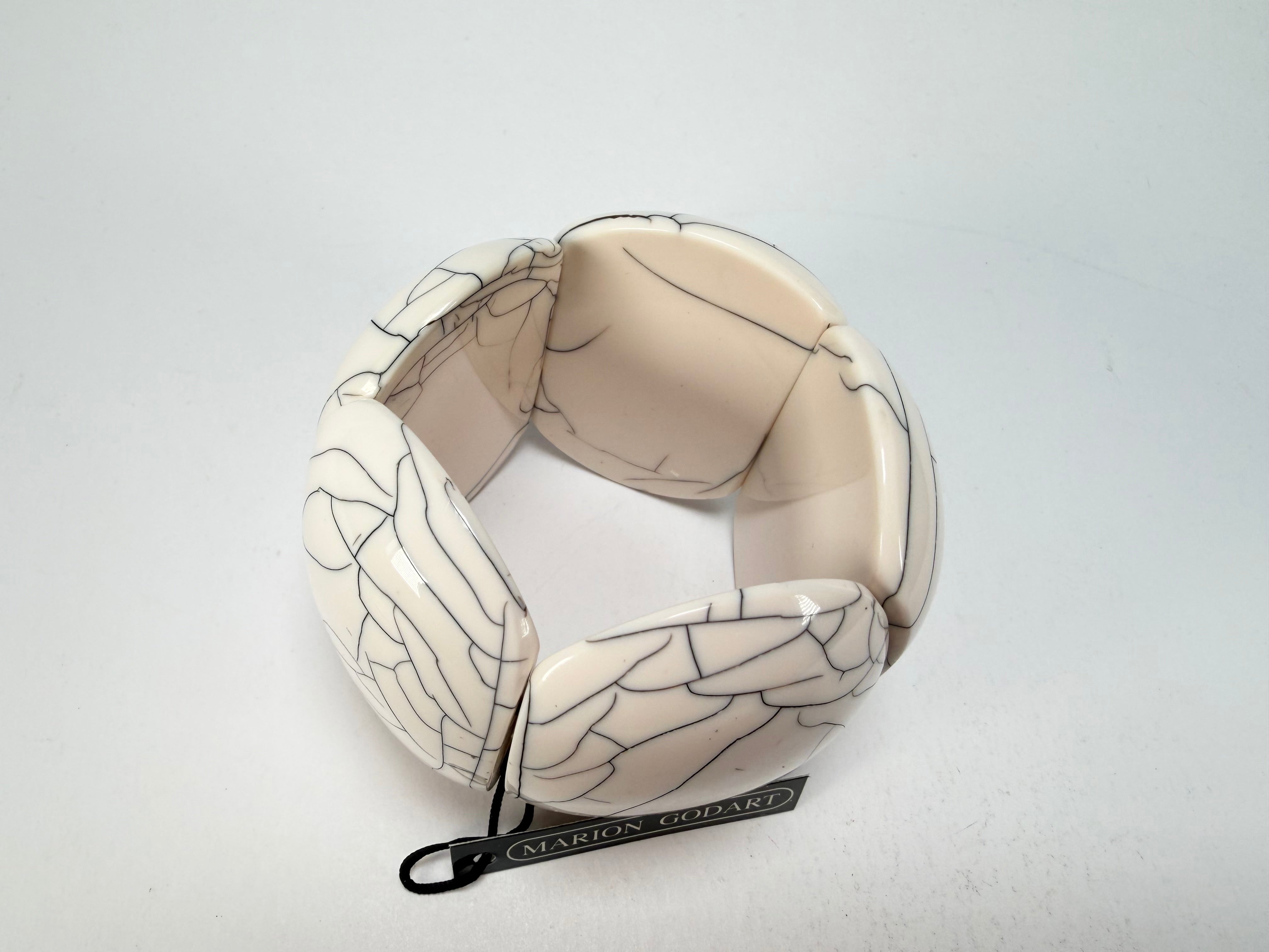 Marion Godart - Fragmental "Cinq Fissures Pièces" Cream Elasticated Resin Bracelet