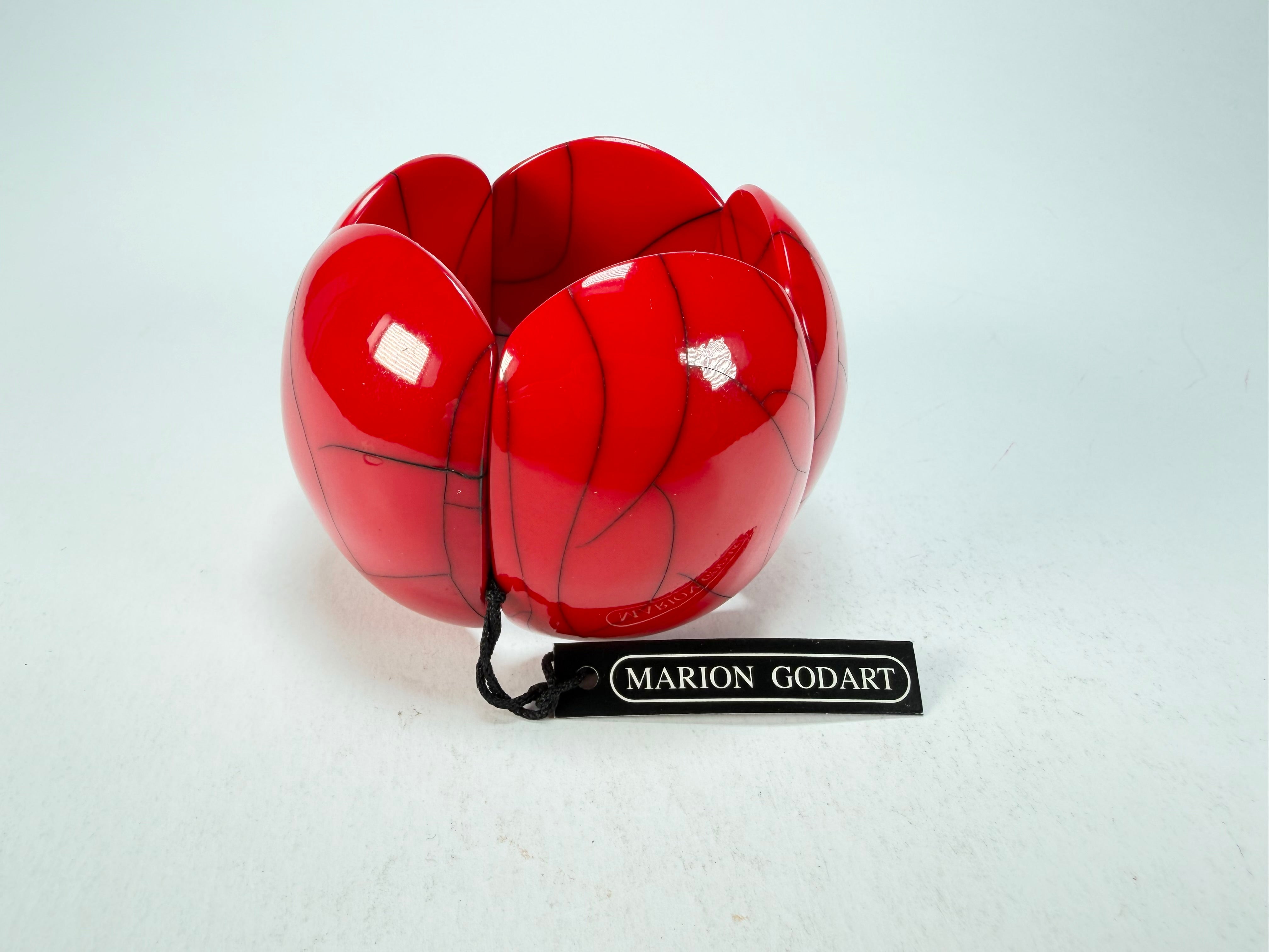 Marion Godart - Fragmental "Cinq Fissures Pièces" Red Elasticated Resin Bracelet