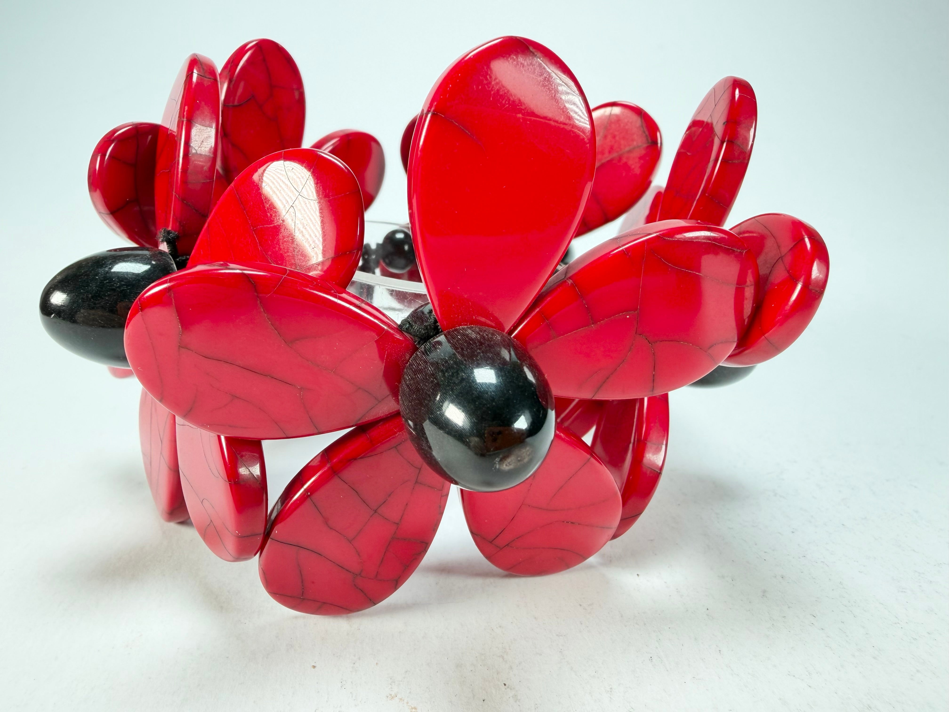 Marion Godart - Floral "Grand Pétale x Fragmental" Red Flower Elasticated Resin Bracelet