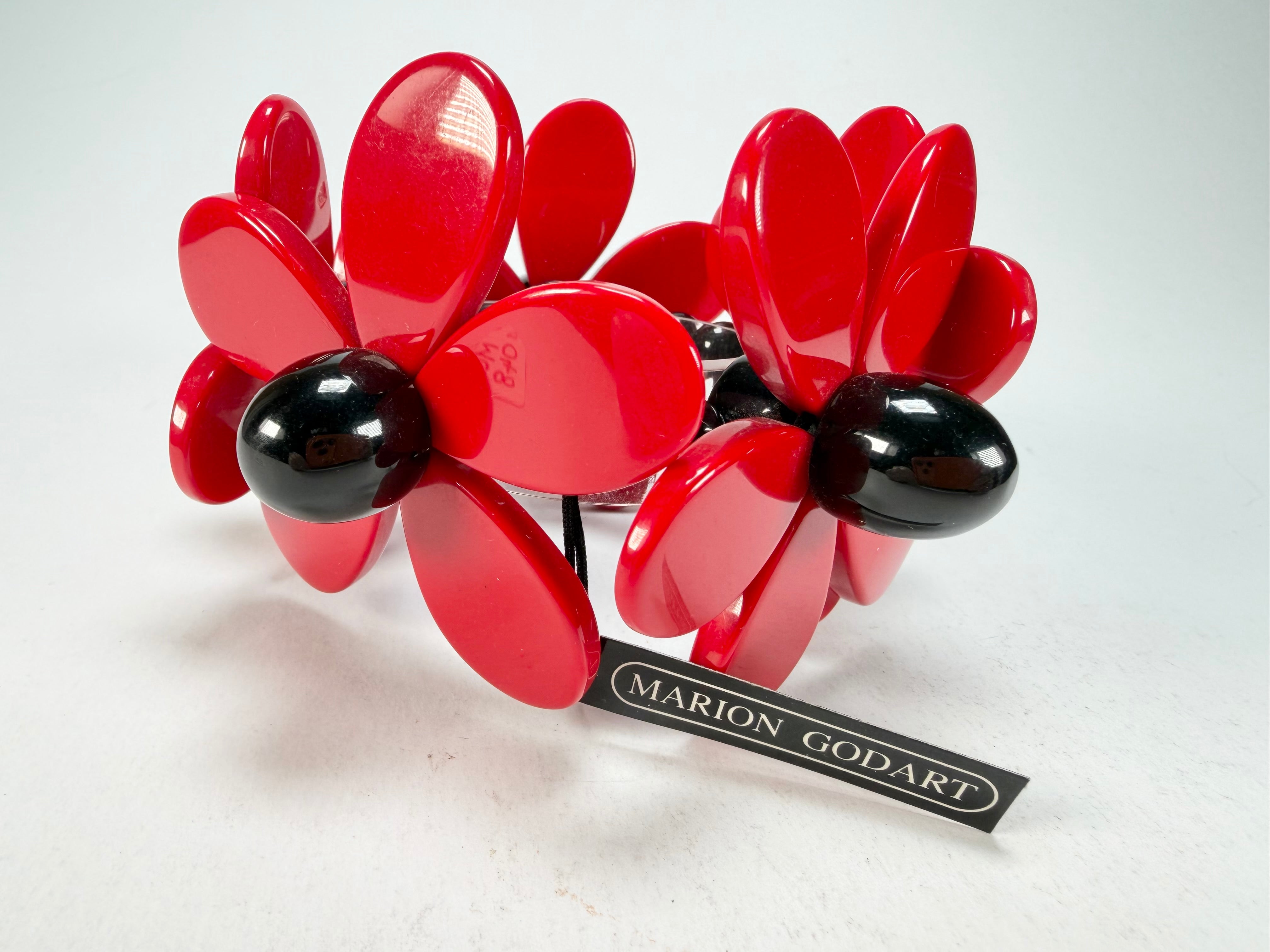 Marion Godart - Floral "Grand Pétale" Red Flower Elasticated Resin Bracelet