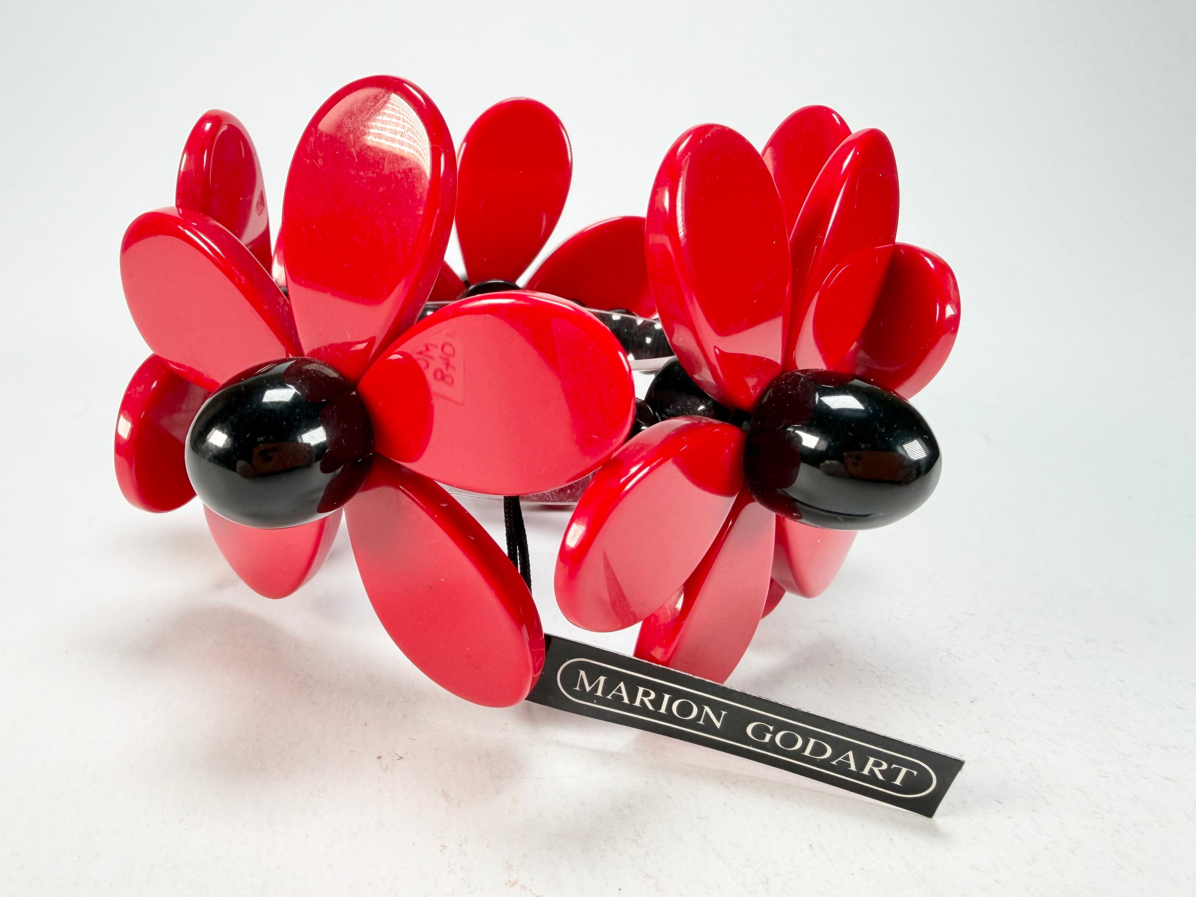 Marion Godart - Floral "Grand Pétale" Red Flower Elasticated Resin Bracelet