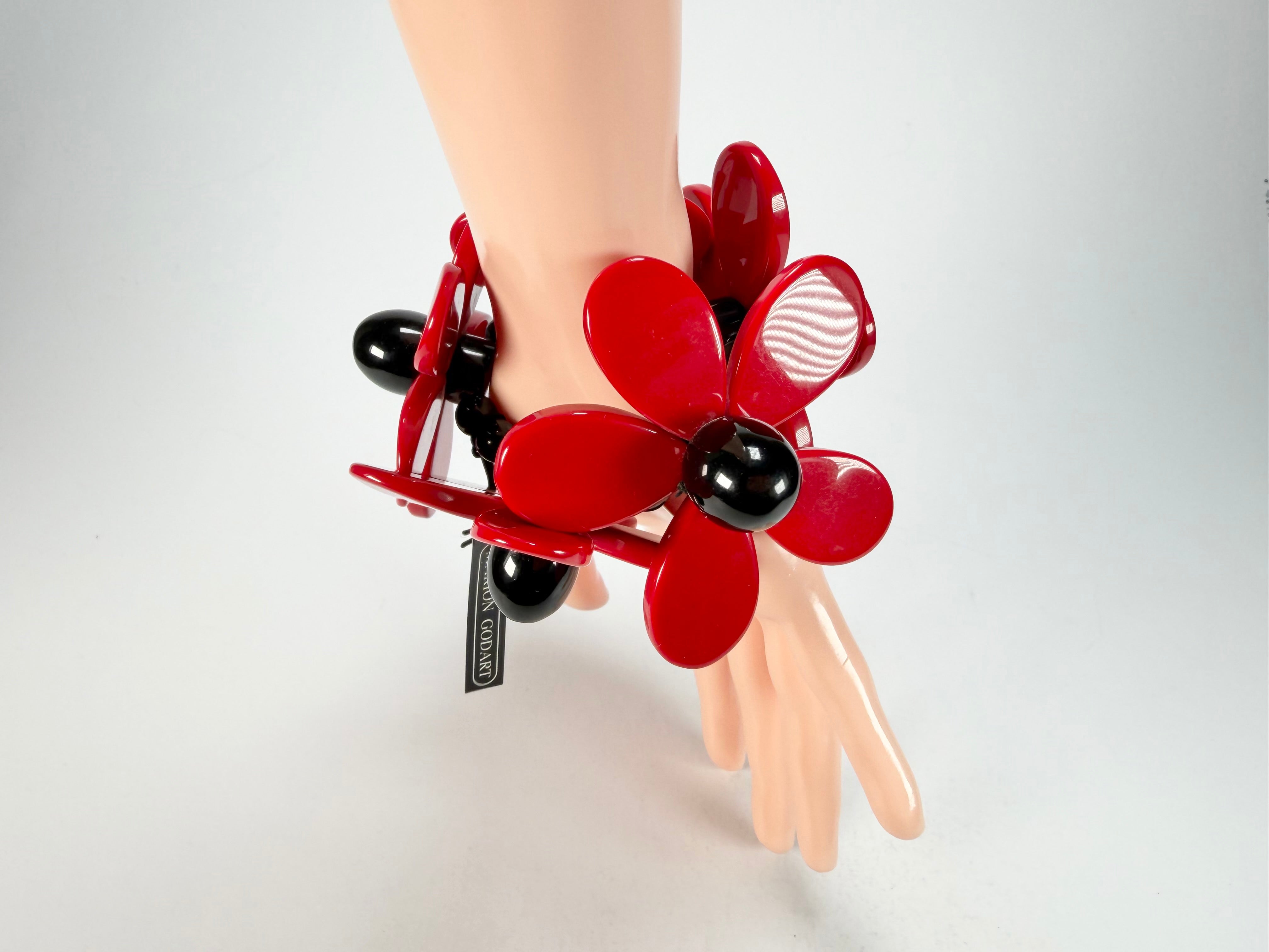Marion Godart - Floral "Grand Pétale" Red Flower Elasticated Resin Bracelet