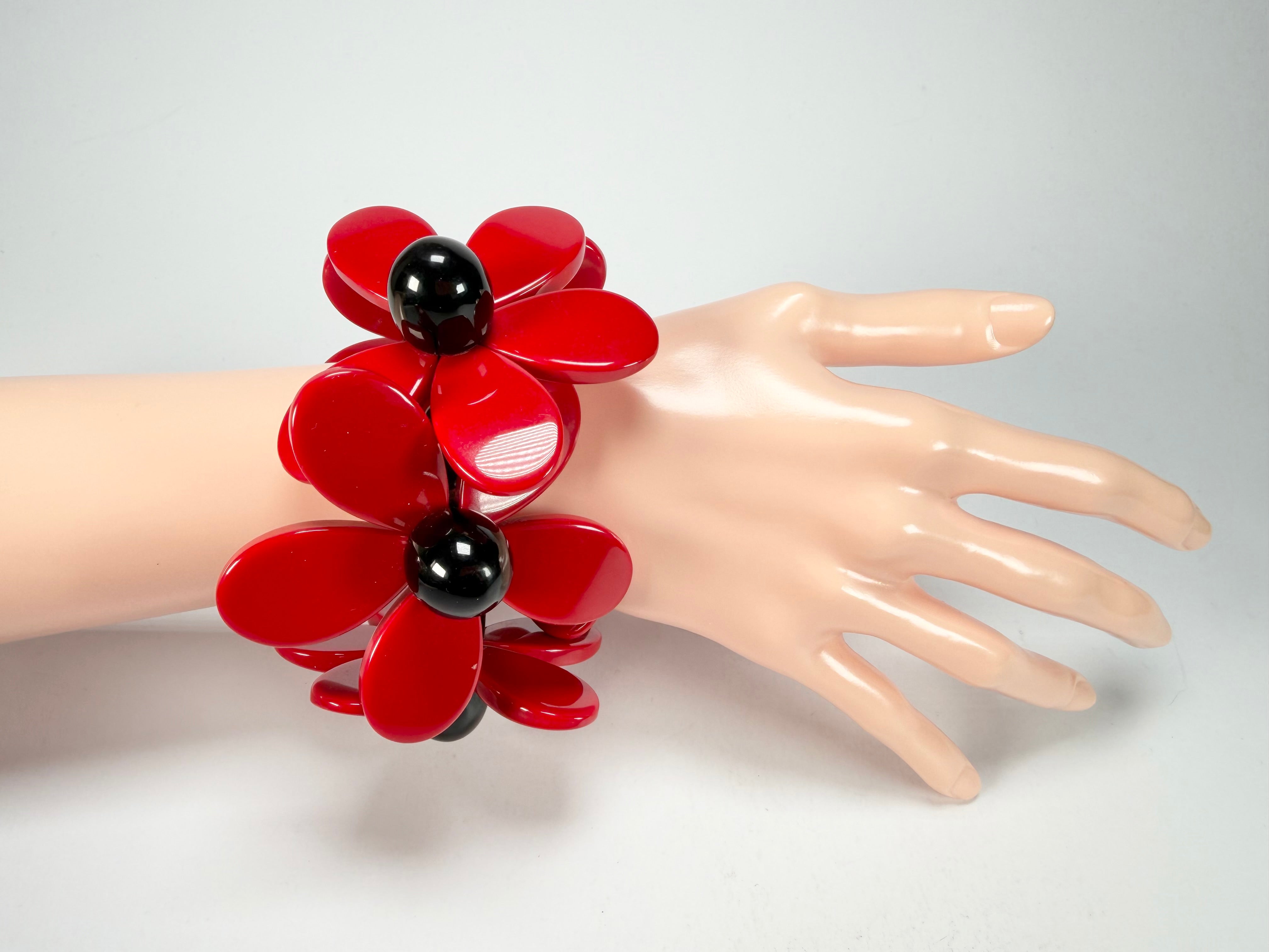 Marion Godart - Floral "Grand Pétale" Red Flower Elasticated Resin Bracelet