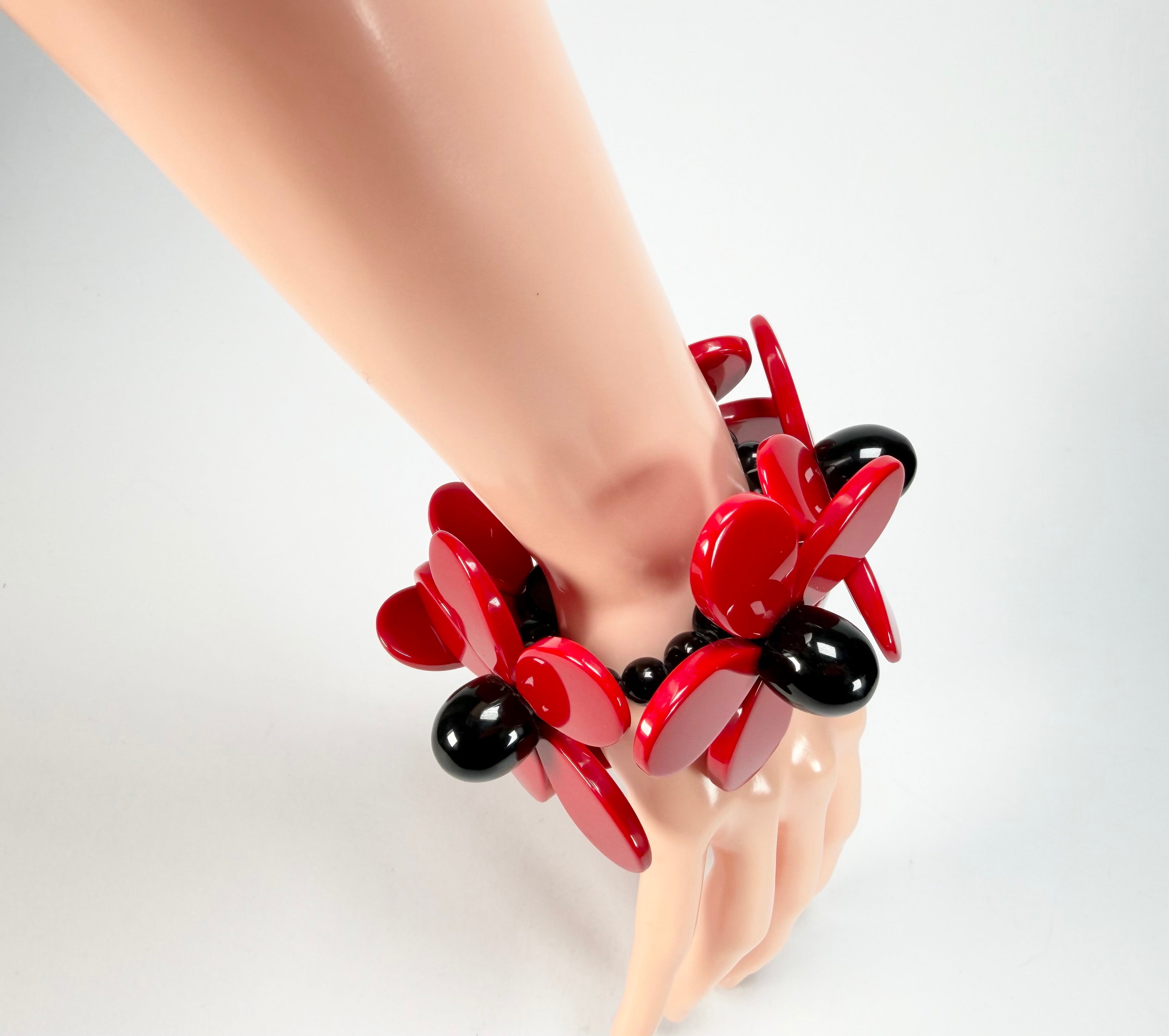 Marion Godart - Floral "Grand Pétale" Red Flower Elasticated Resin Bracelet