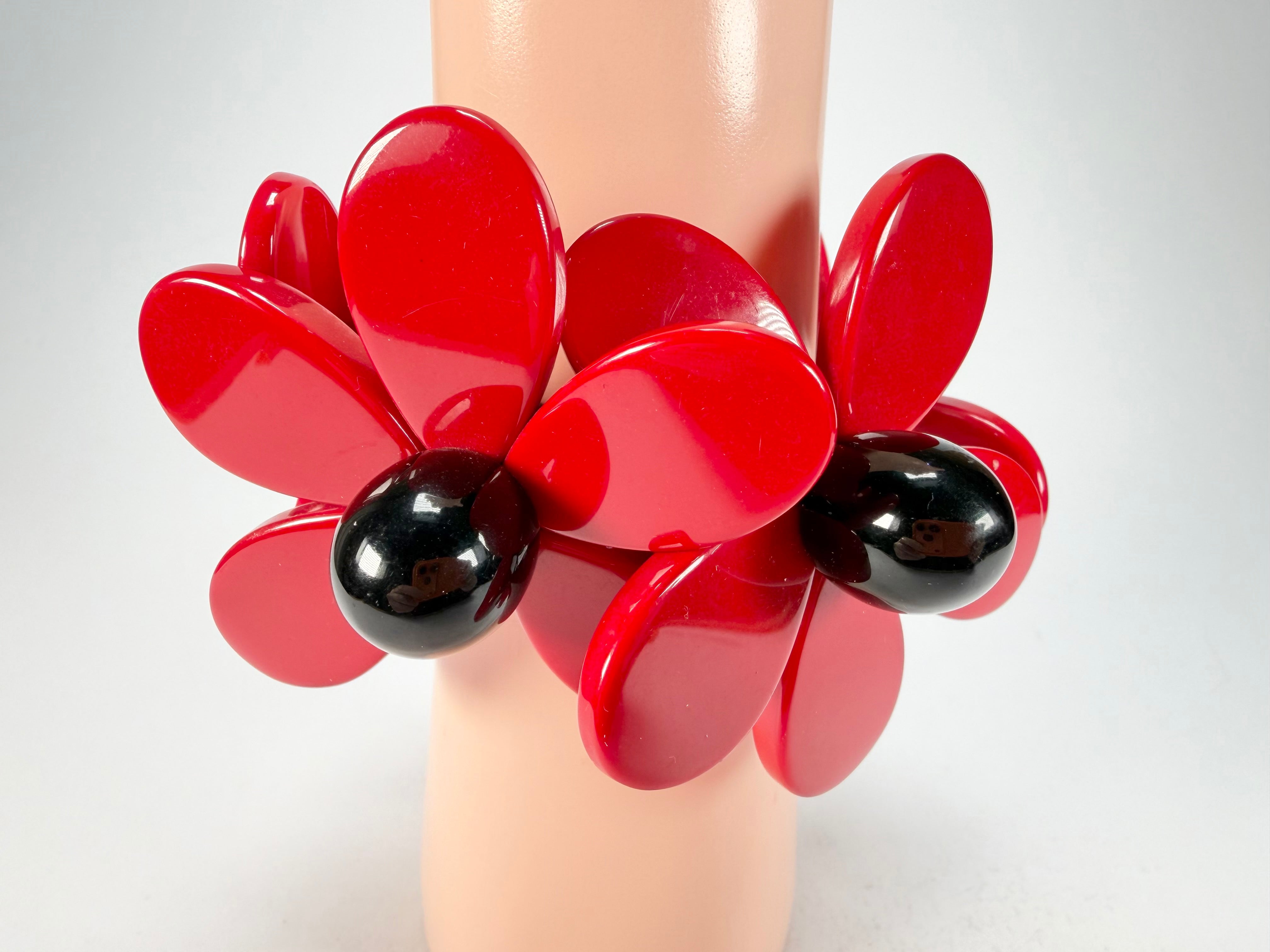 Marion Godart - Floral "Grand Pétale" Red Flower Elasticated Resin Bracelet