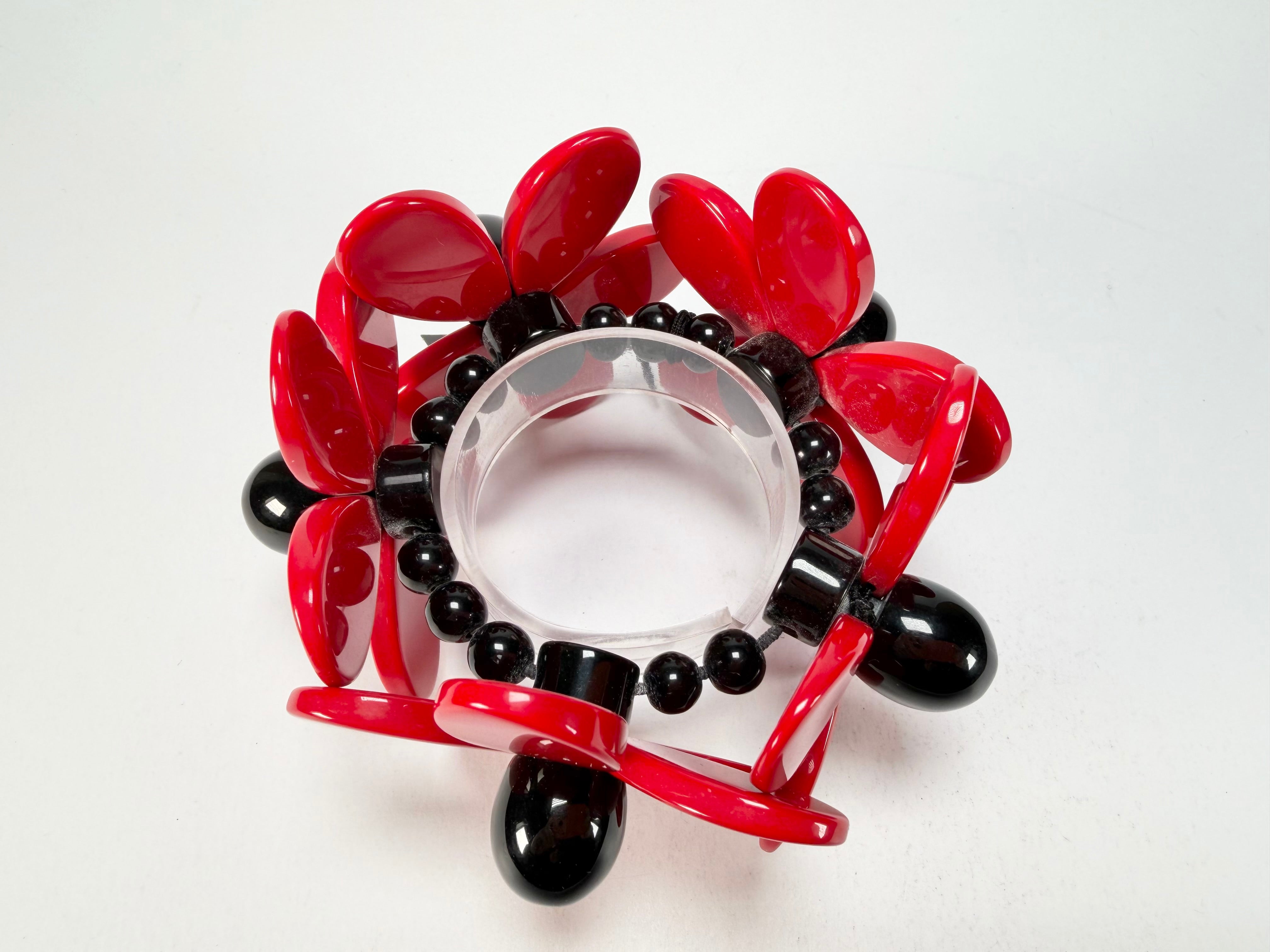 Marion Godart - Floral "Grand Pétale" Red Flower Elasticated Resin Bracelet