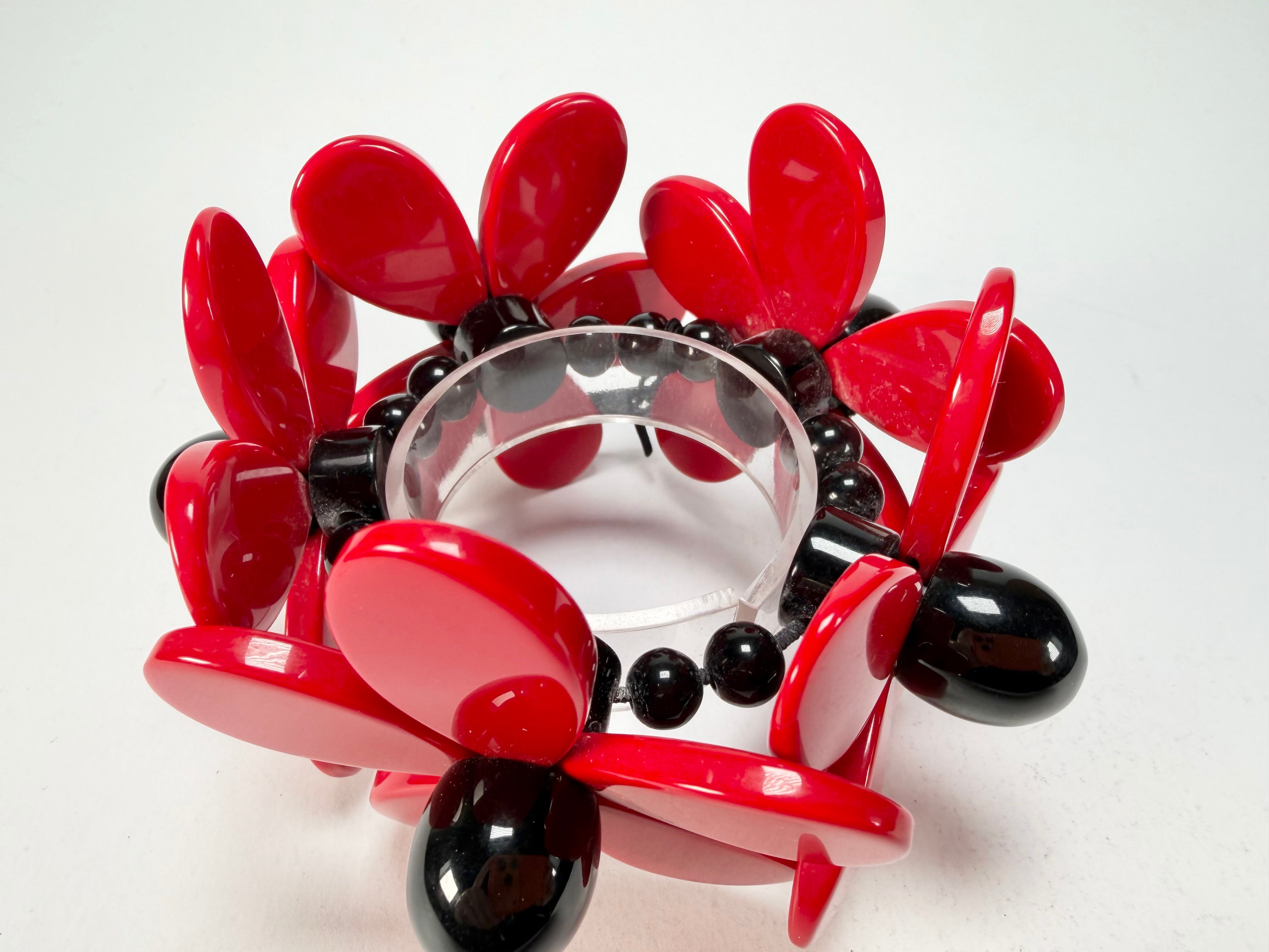 Marion Godart - Floral "Grand Pétale" Red Flower Elasticated Resin Bracelet