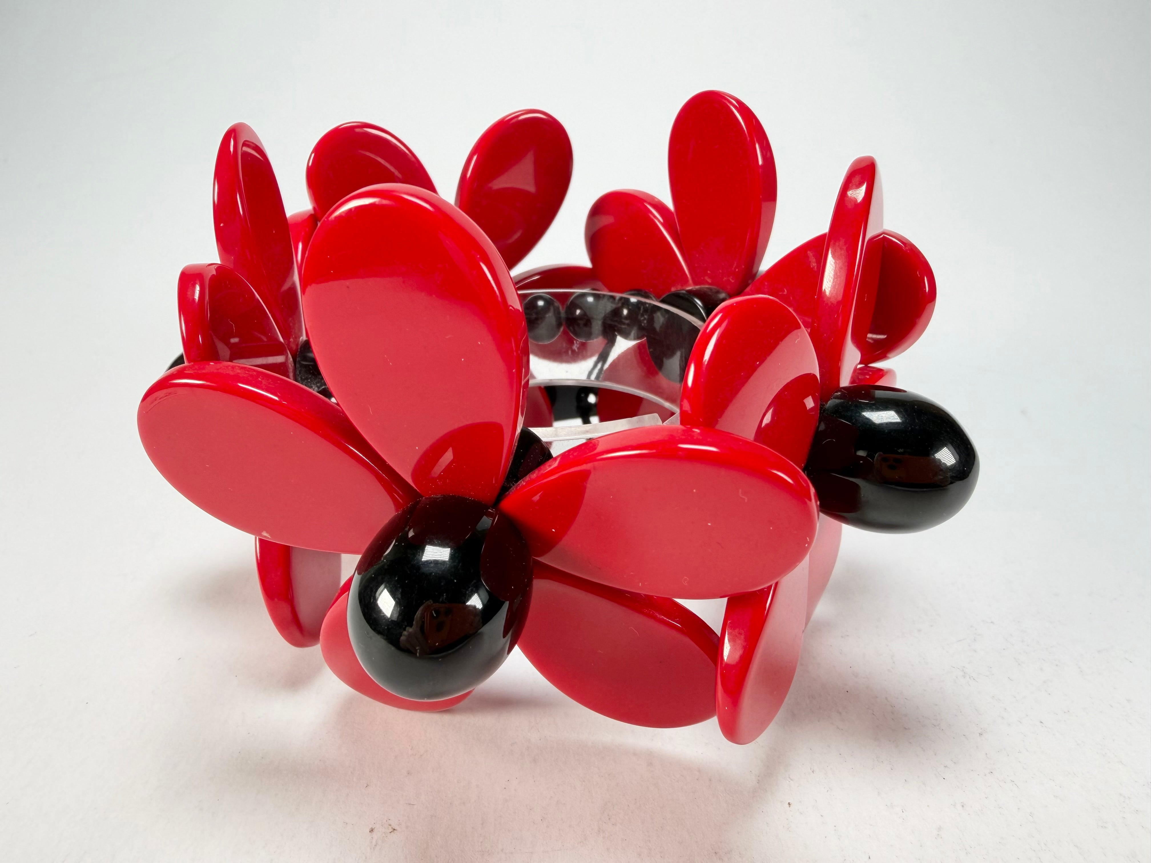 Marion Godart - Floral "Grand Pétale" Red Flower Elasticated Resin Bracelet
