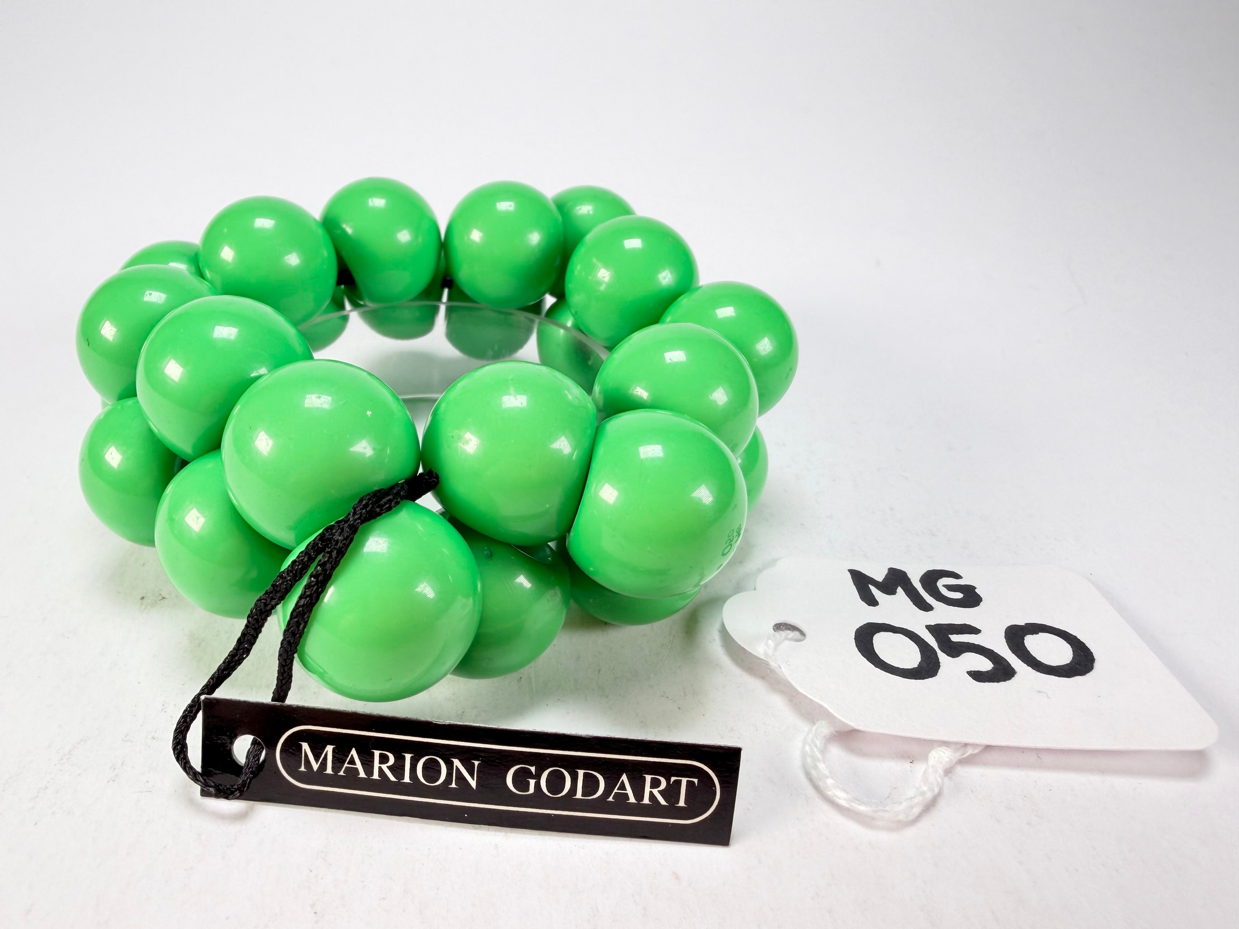 Marion Godart - Grapes "Poignée" Bright Green Large Cluster Elasticated Resin Bracelet
