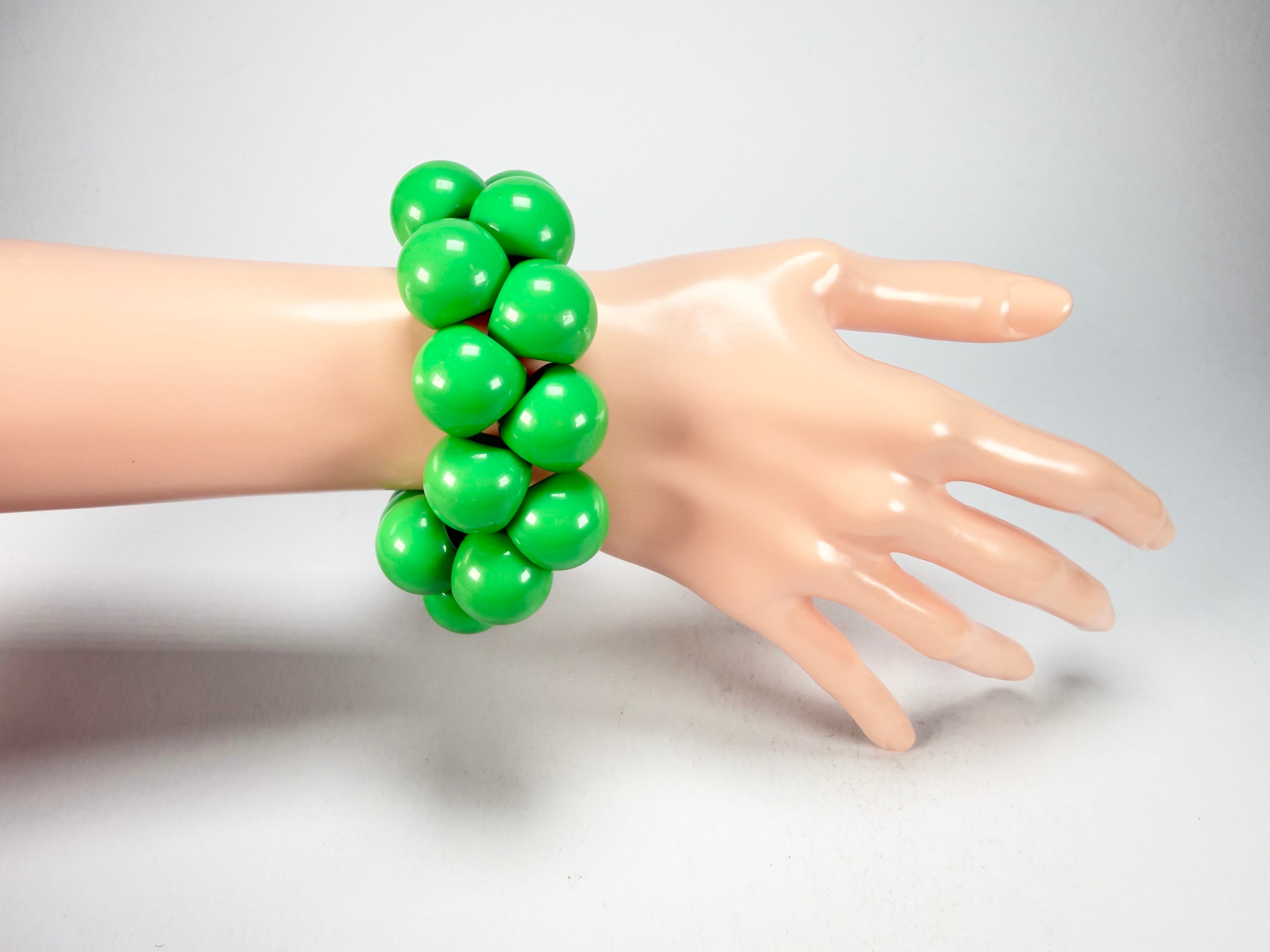 Marion Godart - Grapes "Poignée" Bright Green Large Cluster Elasticated Resin Bracelet
