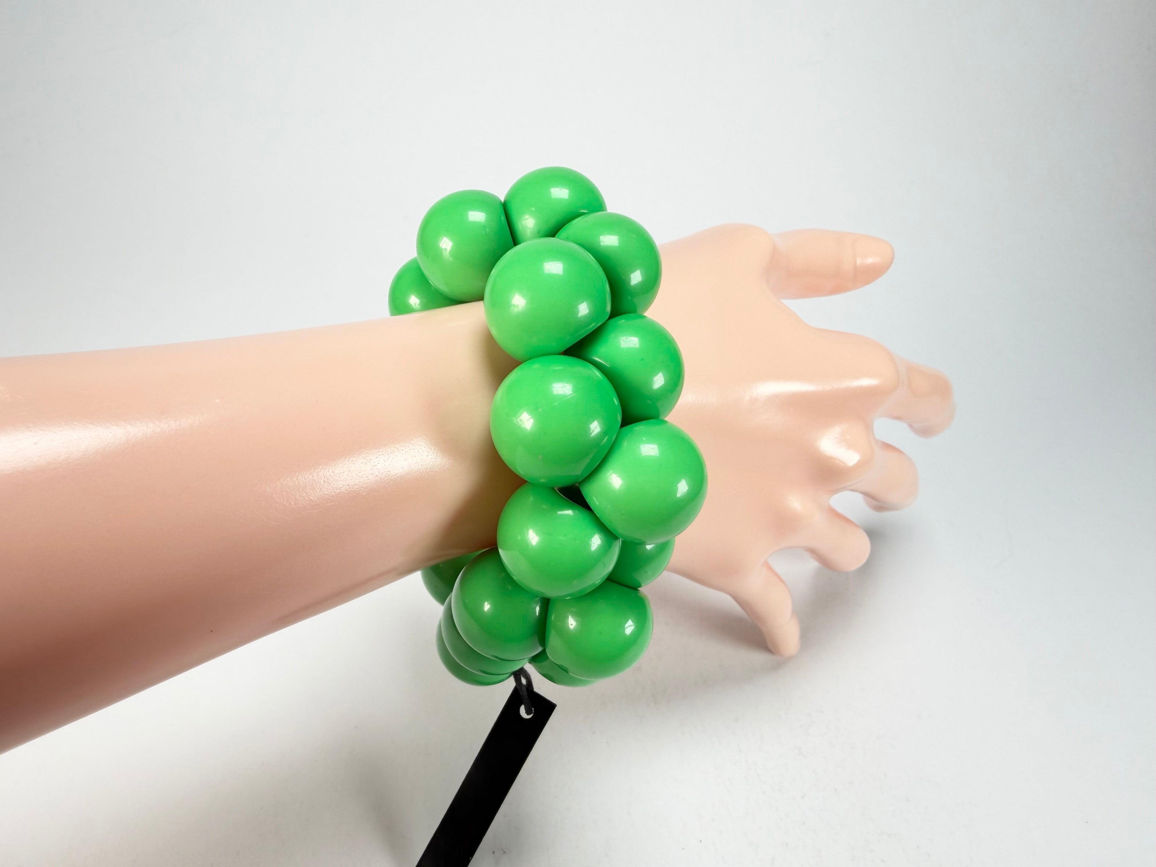 Marion Godart - Grapes "Poignée" Bright Green Large Cluster Elasticated Resin Bracelet