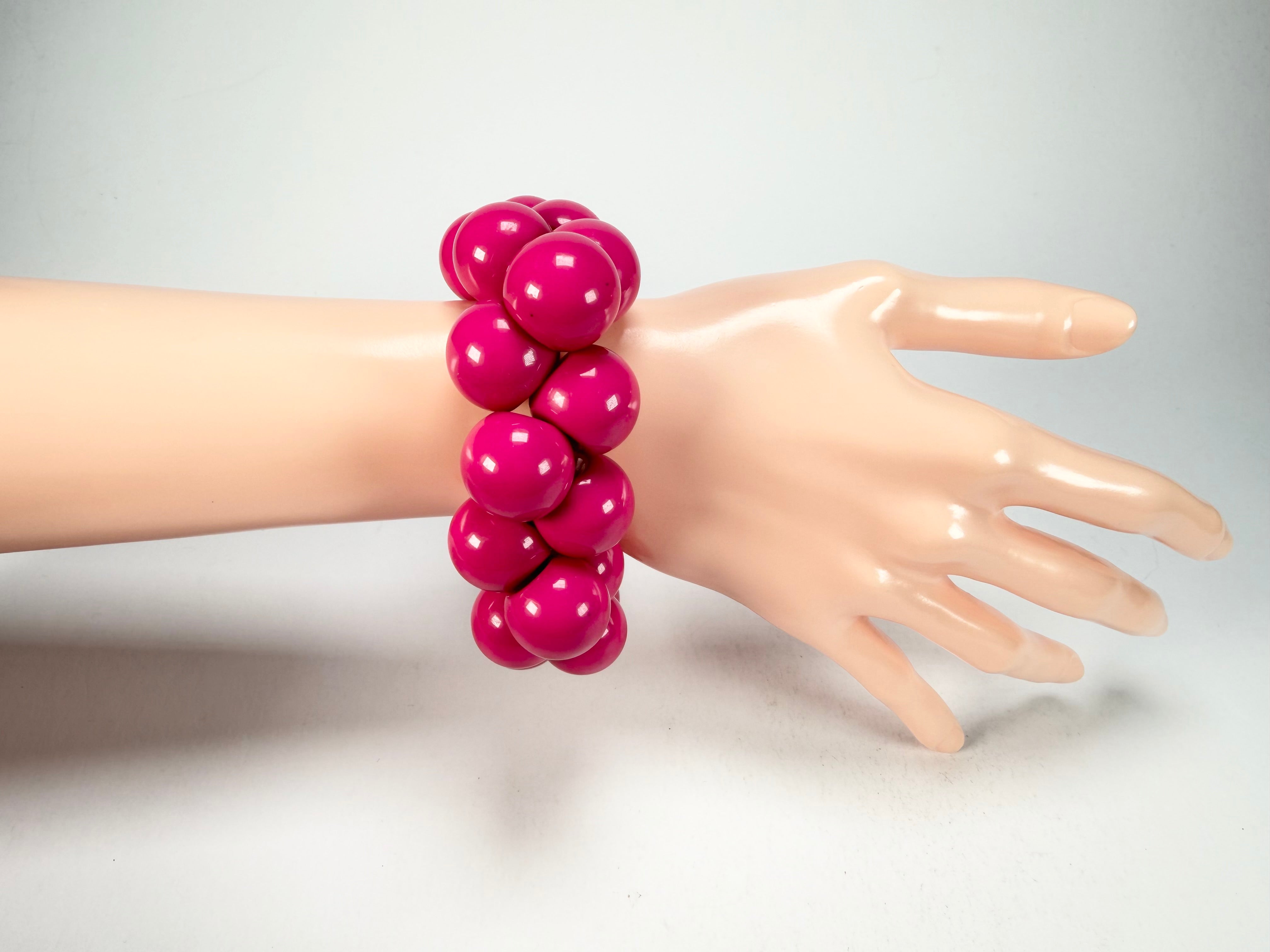 Marion Godart - Grapes "Poignée" Hot Pink Large Cluster Elasticated Resin Bracelet