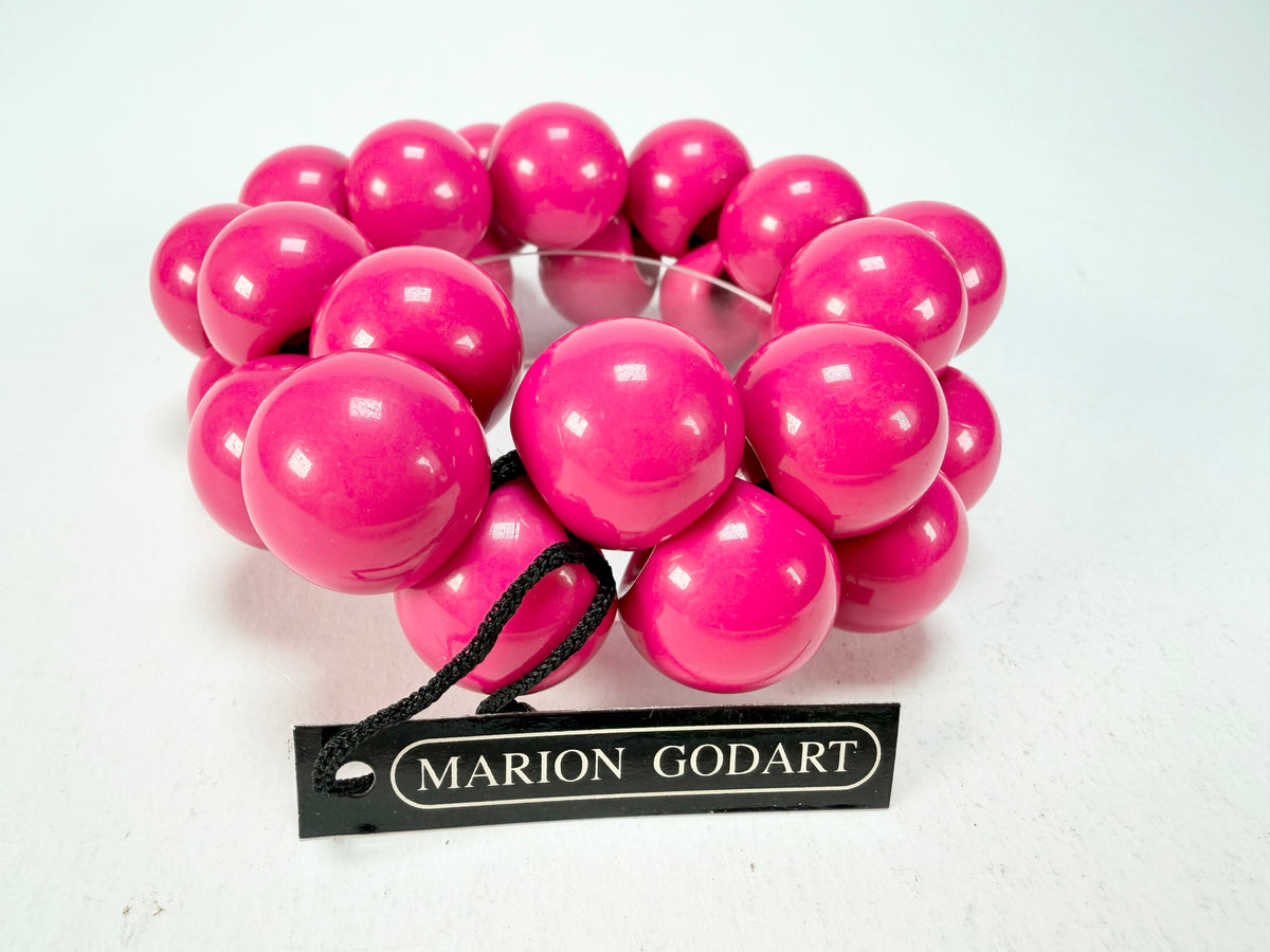 Marion Godart - Grapes "Poignée" Hot Pink Large Cluster Elasticated Resin Bracelet