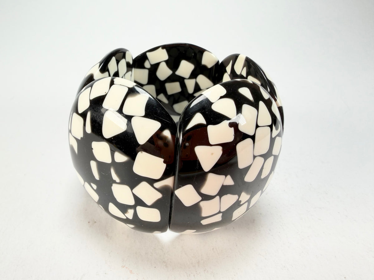 Marion Godart - Confetti "Cinq Pièces" Black & White Elasticated Resin Bracelet