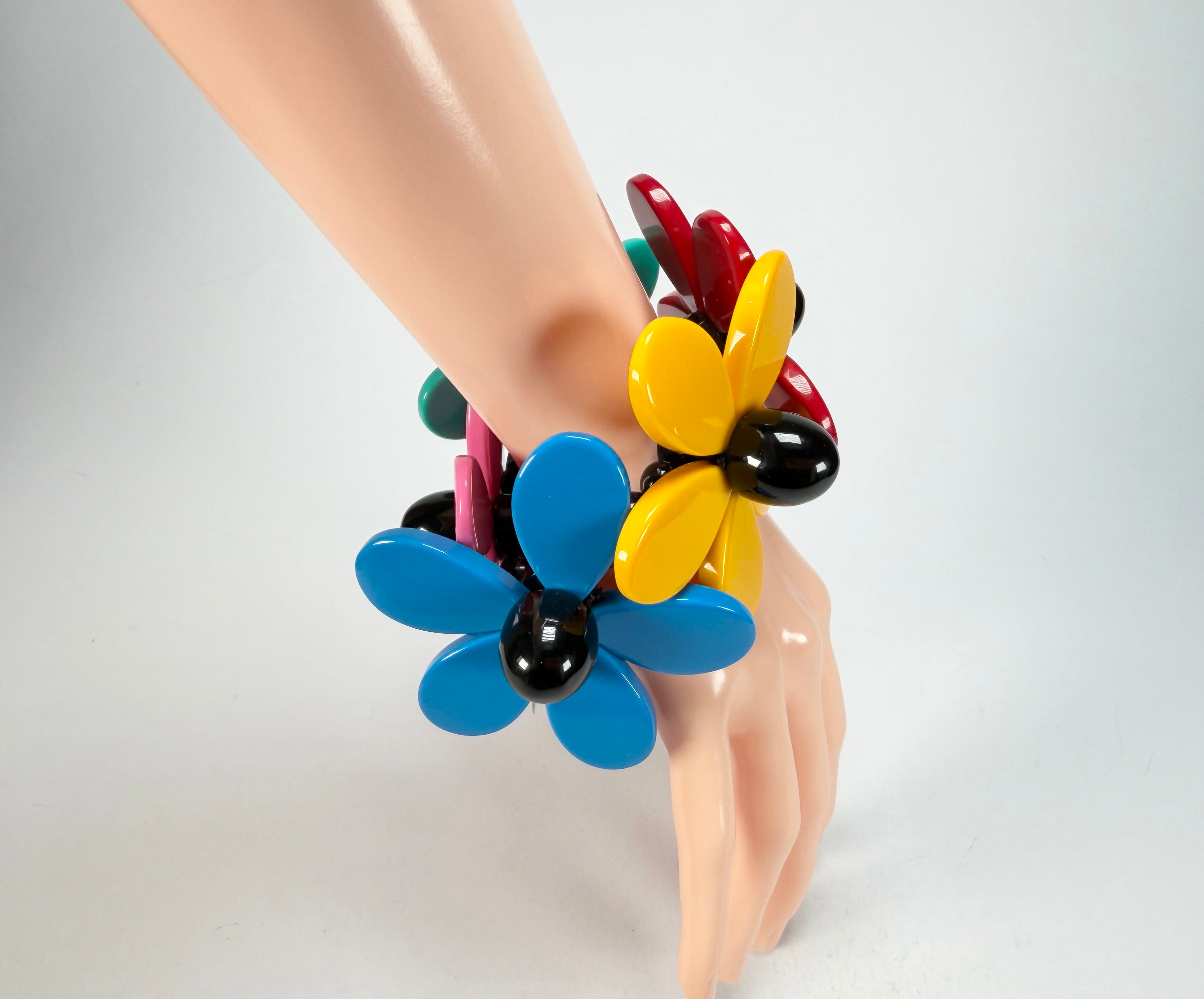 Marion Godart - Floral "Grand Pétale" Multi-Colour Flower Elasticated Resin Bracelet