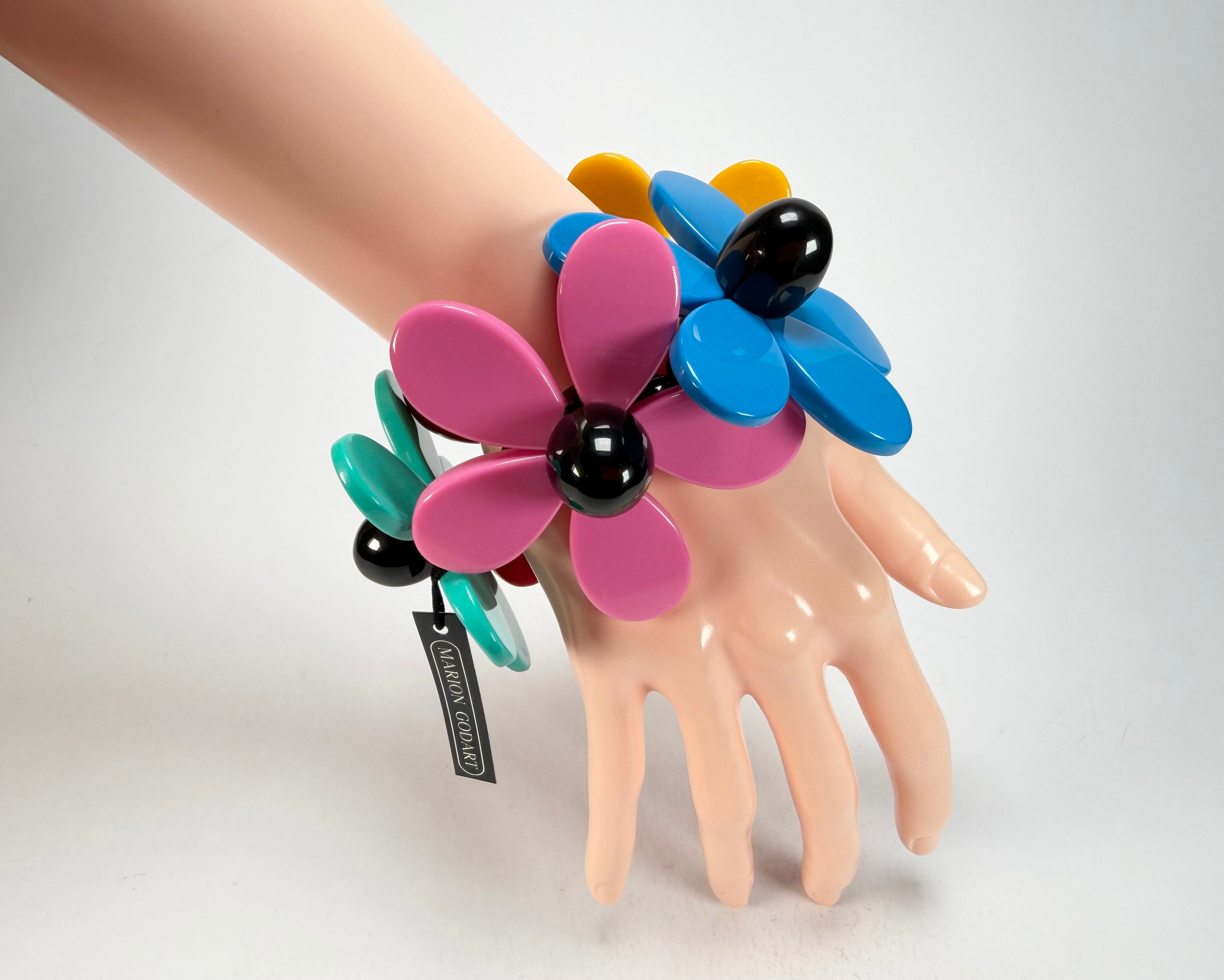 Marion Godart - Floral "Grand Pétale" Multi-Colour Flower Elasticated Resin Bracelet