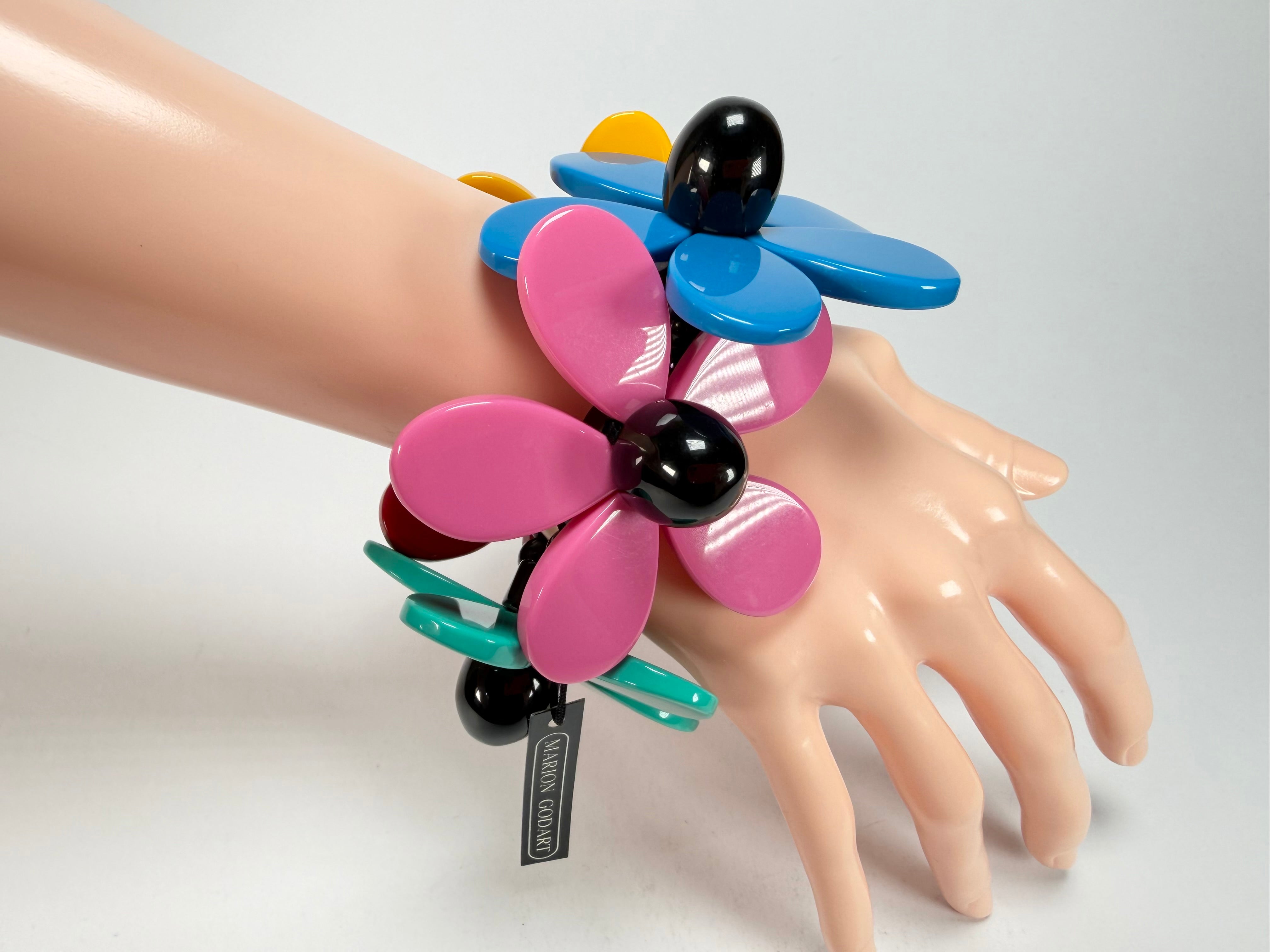 Marion Godart - Floral "Grand Pétale" Multi-Colour Flower Elasticated Resin Bracelet