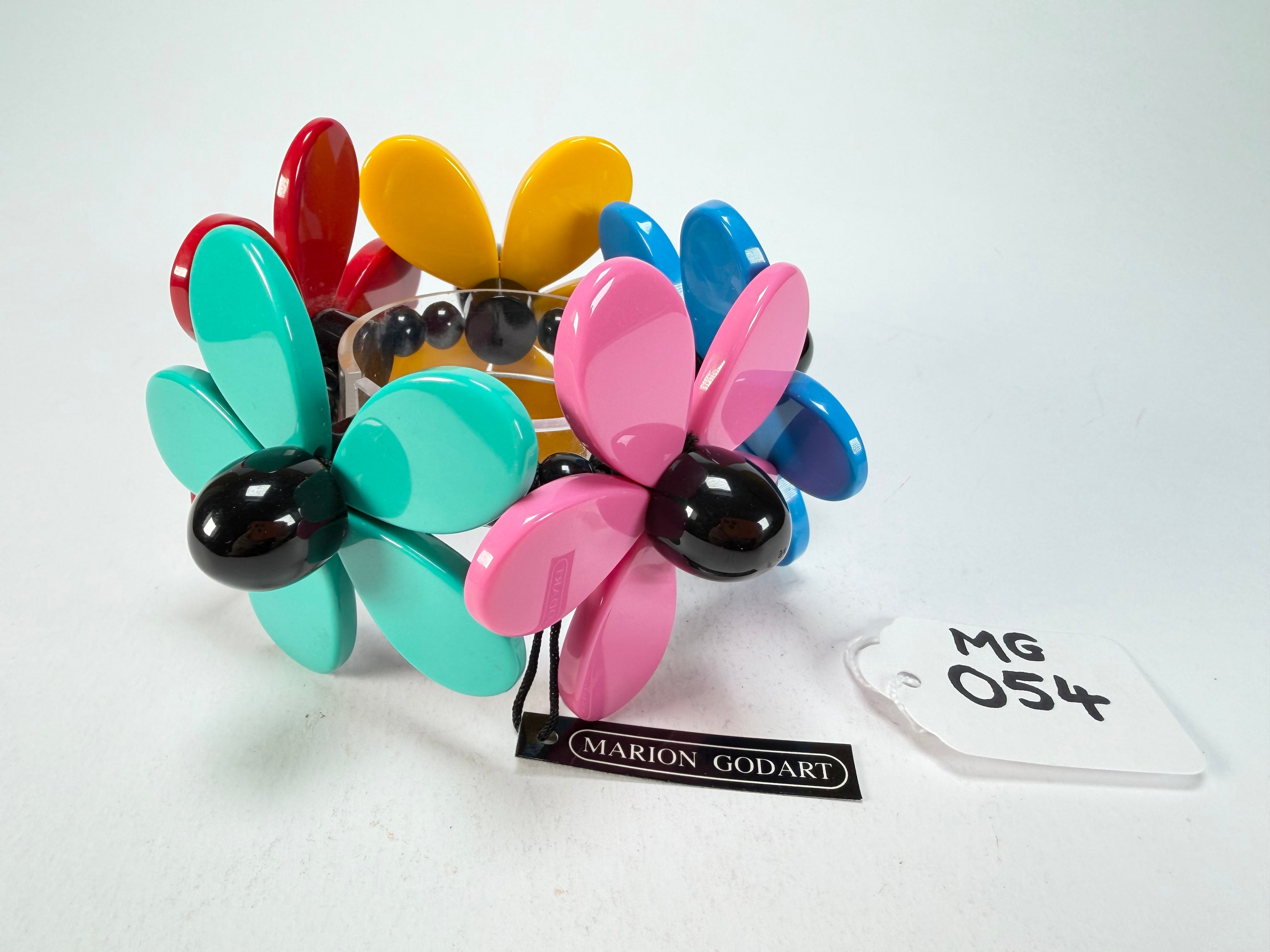 Marion Godart - Floral "Grand Pétale" Multi-Colour Flower Elasticated Resin Bracelet
