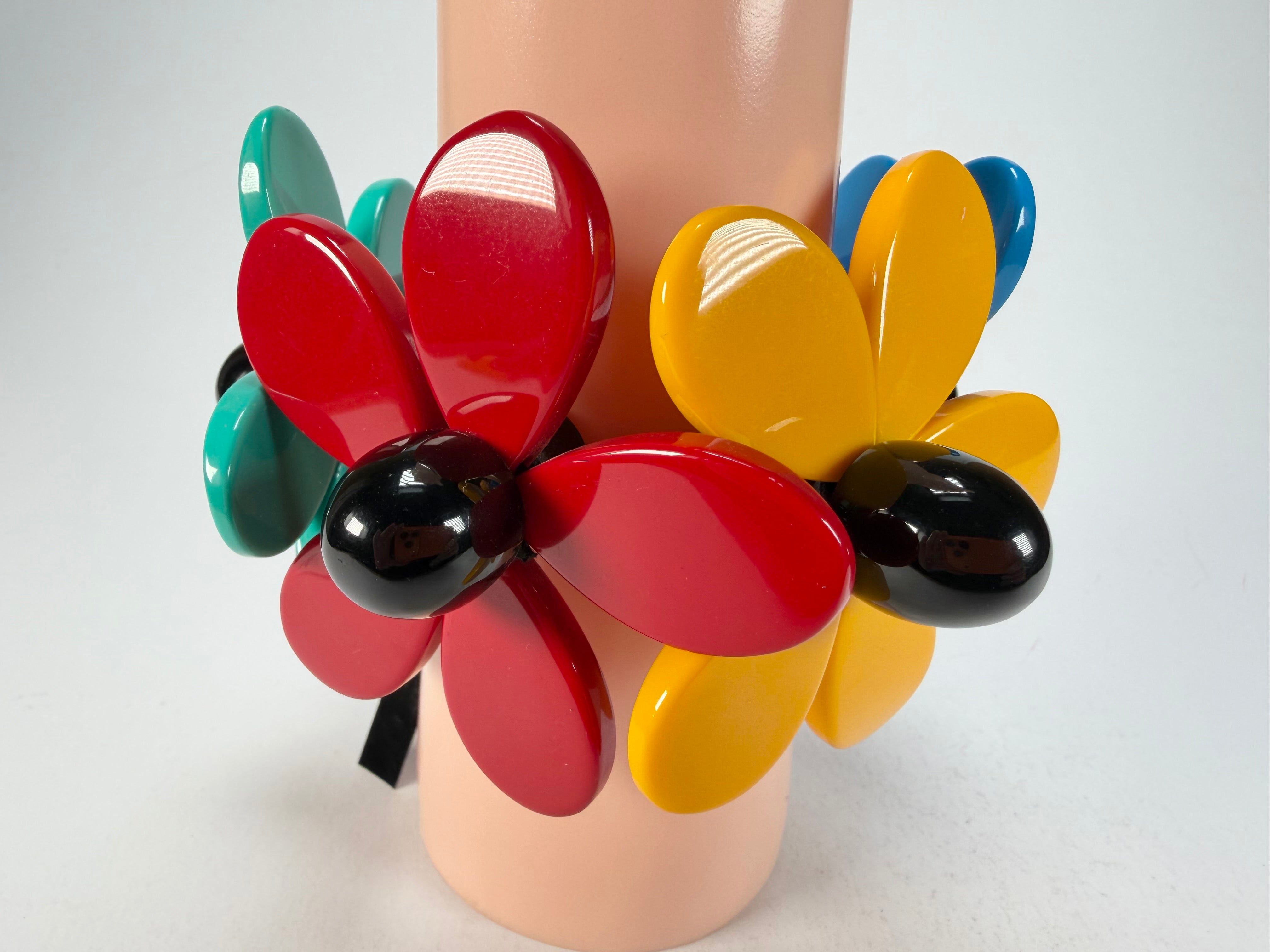 Marion Godart - Floral "Grand Pétale" Multi-Colour Flower Elasticated Resin Bracelet