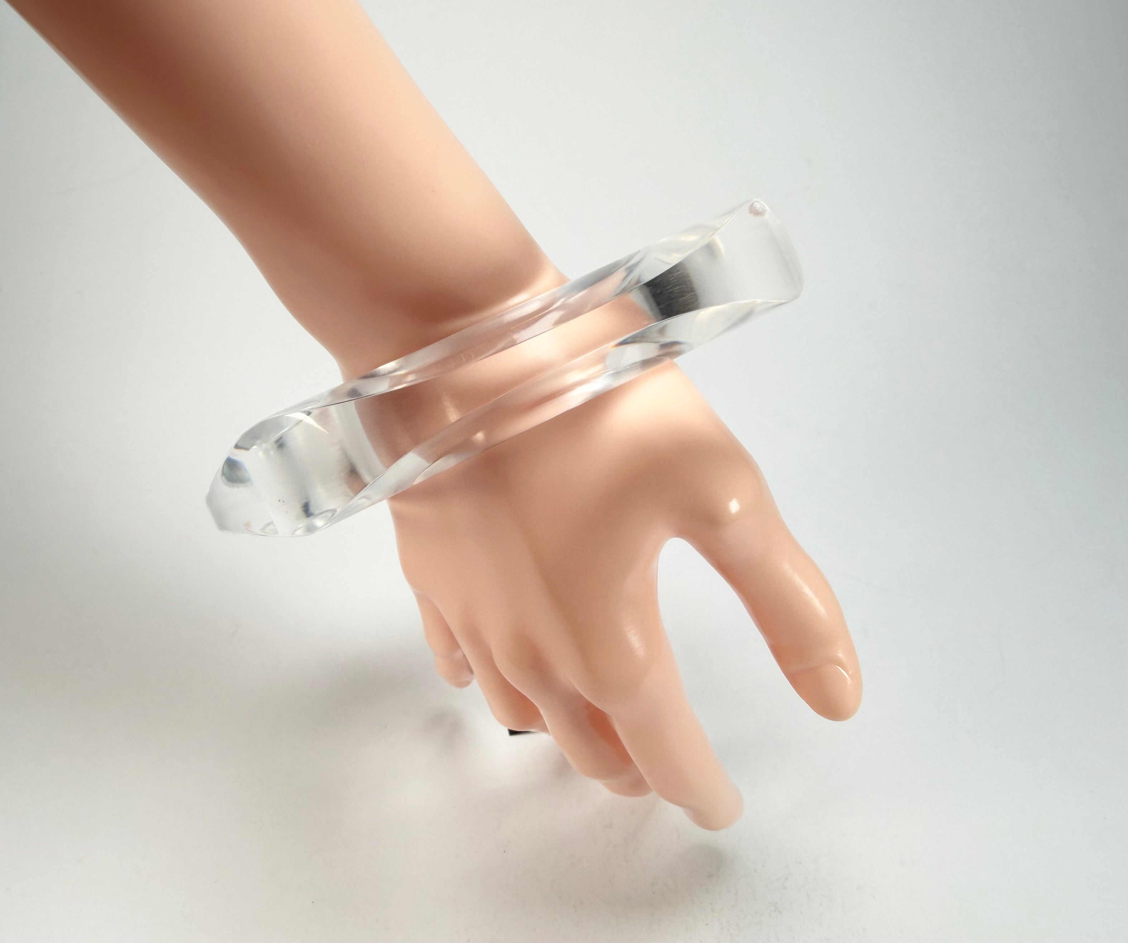 Marion Godart - Perspextive "Anneaux Planétaires" Cristal Solid Round Bangle
