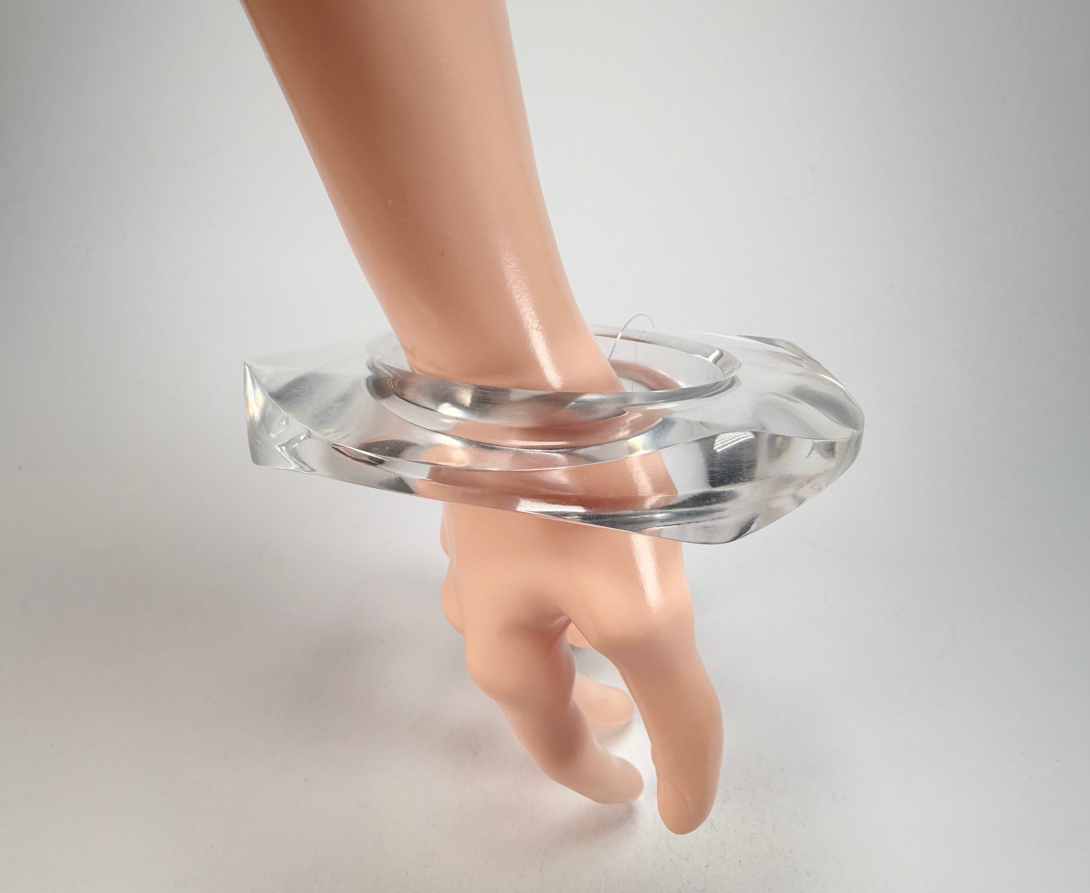 Marion Godart - Perspextive "Anneaux Planétaires" Cristal Solid Round Bangle