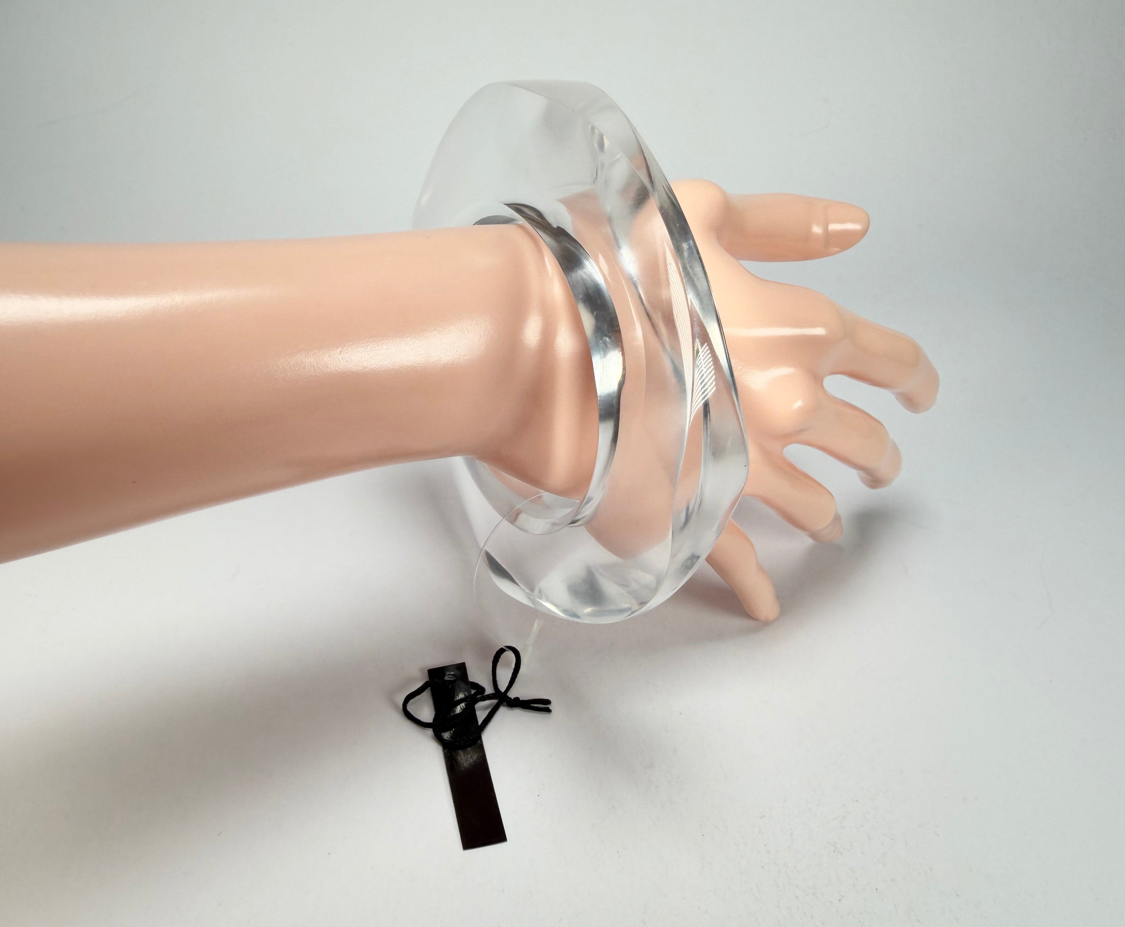 Marion Godart - Perspextive "Anneaux Planétaires" Cristal Solid Round Bangle