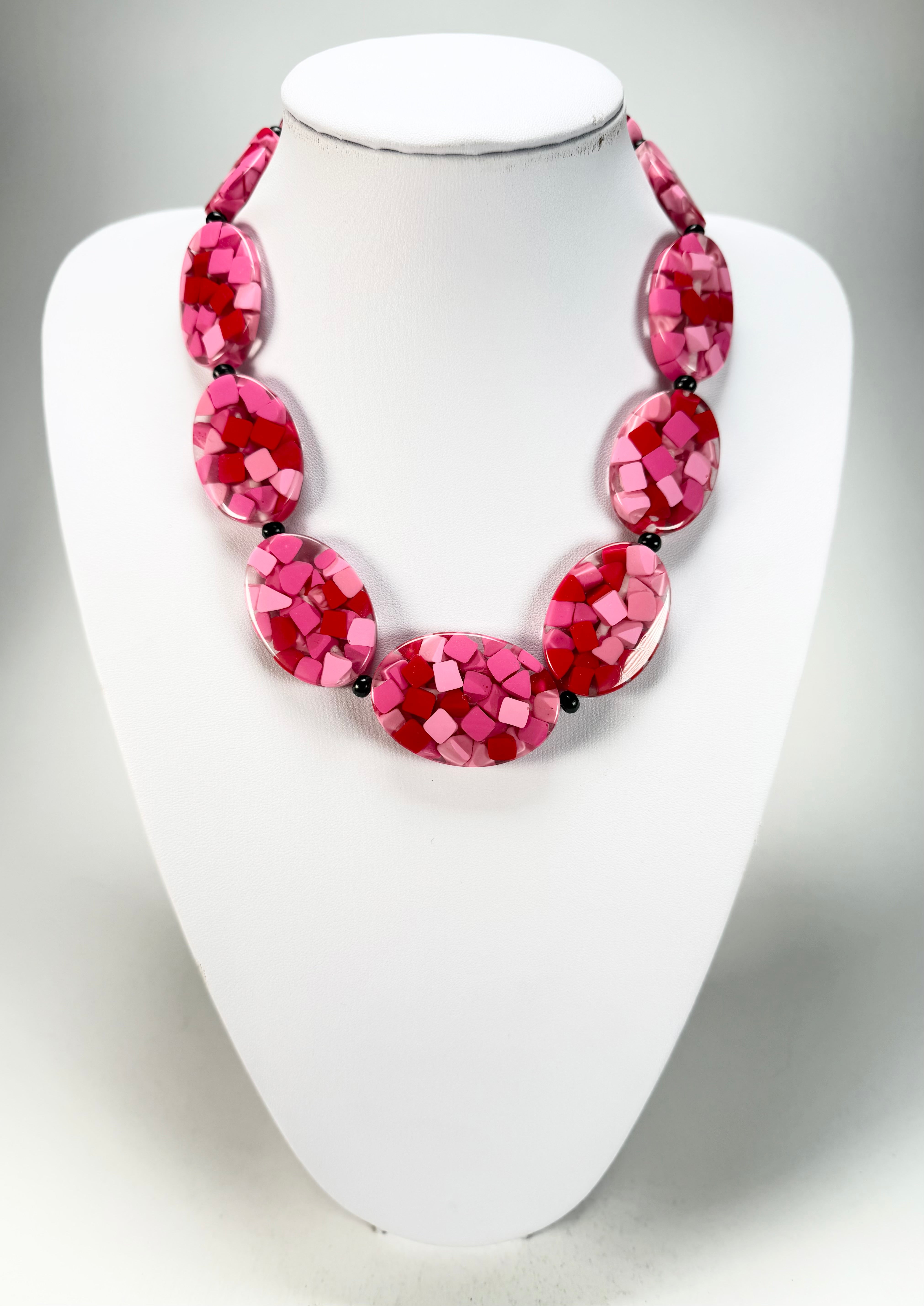 Marion Godart - Confetti "Forme Ovale" Pink Mix Resin Necklace
