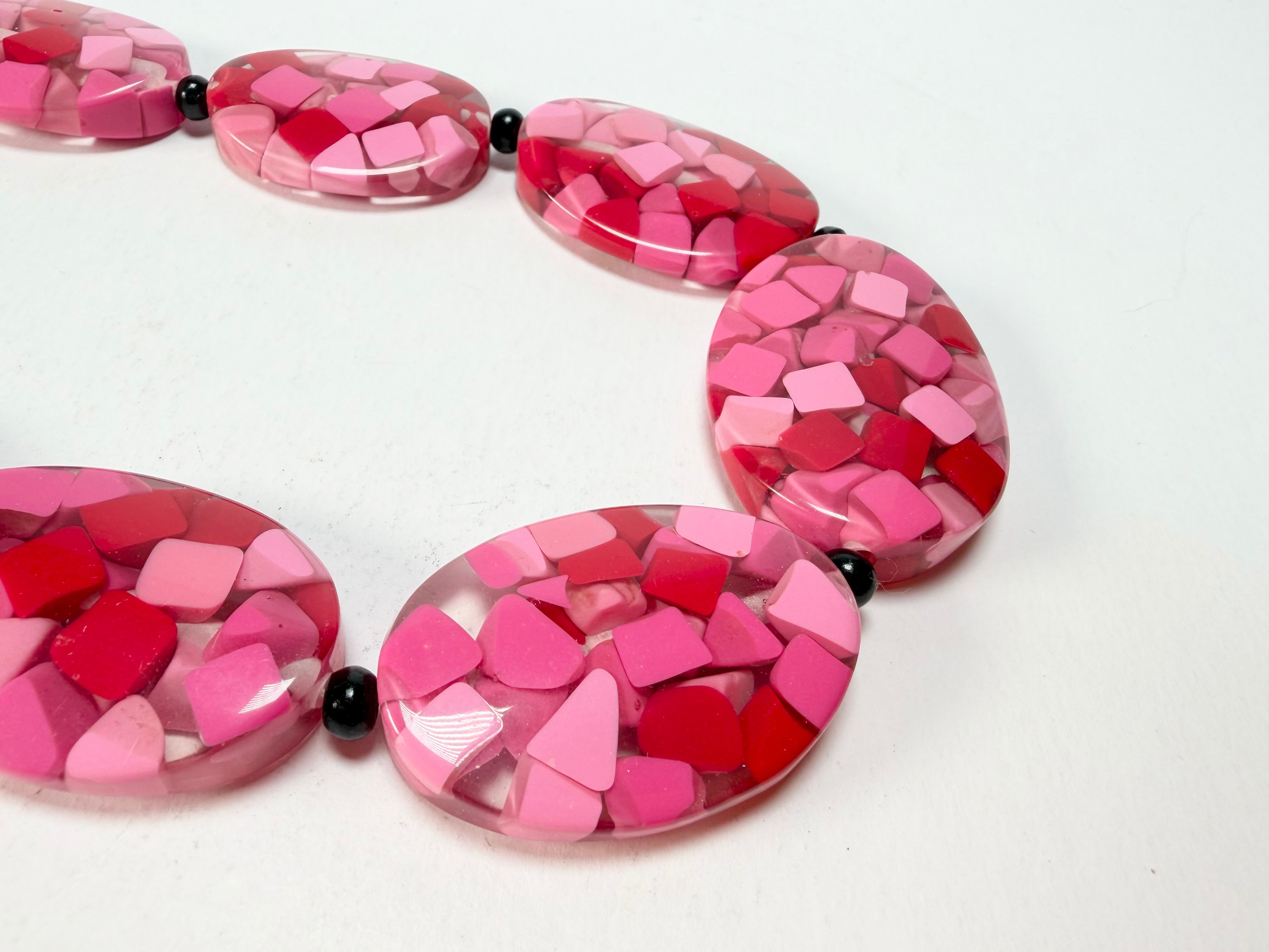 Marion Godart - Confetti "Forme Ovale" Pink Mix Resin Necklace