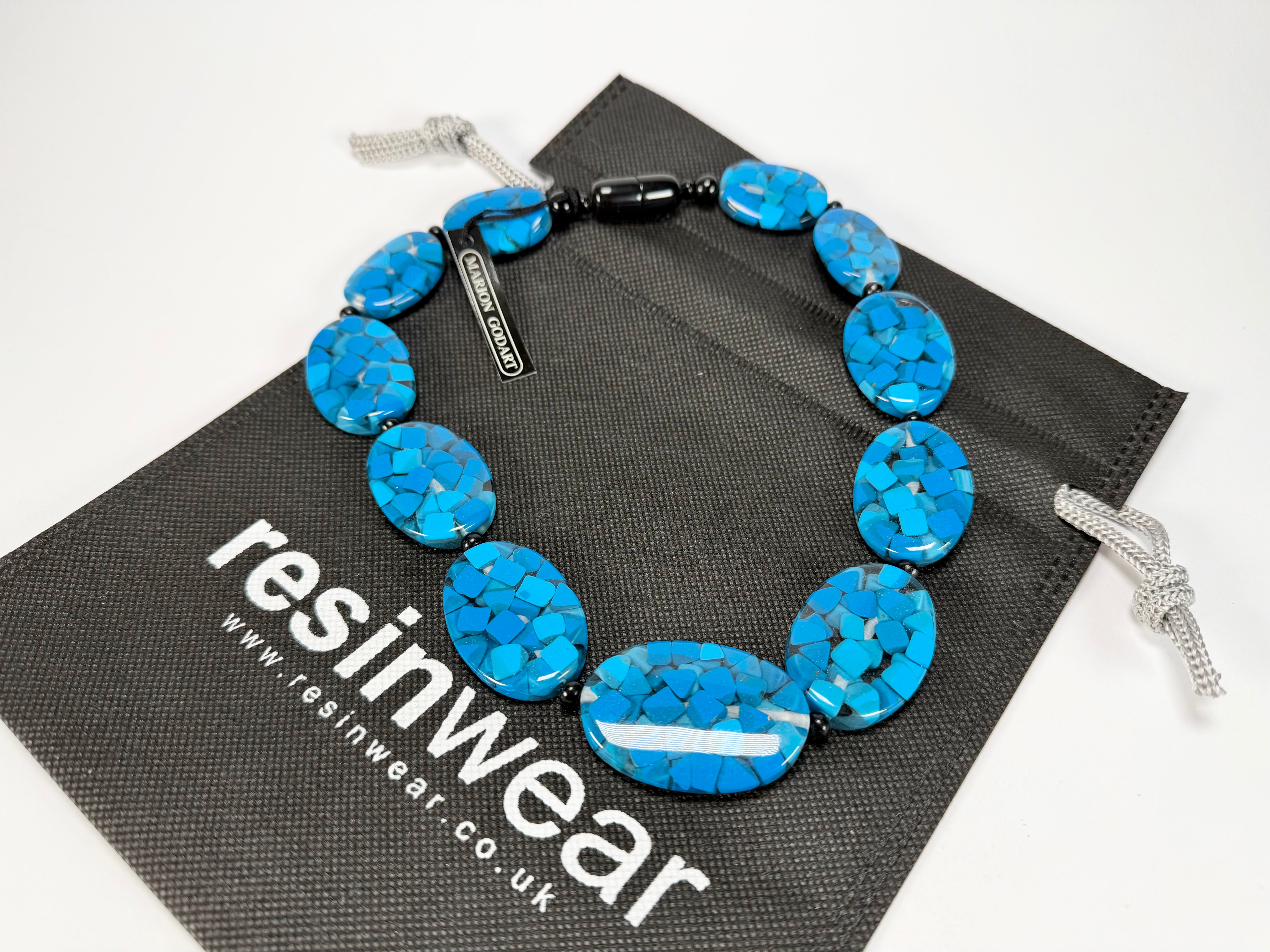 Marion Godart - Confetti "Forme Ovale" Blue Mix Resin Necklace
