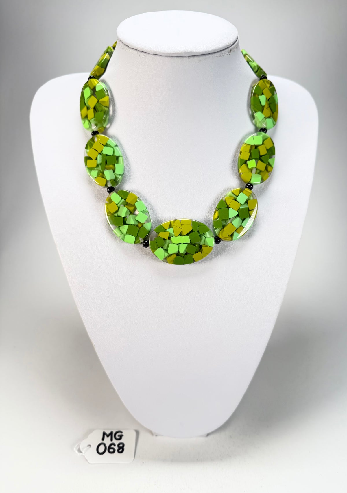 Marion Godart - Confetti "Forme Ovale" Green Mix Resin Necklace