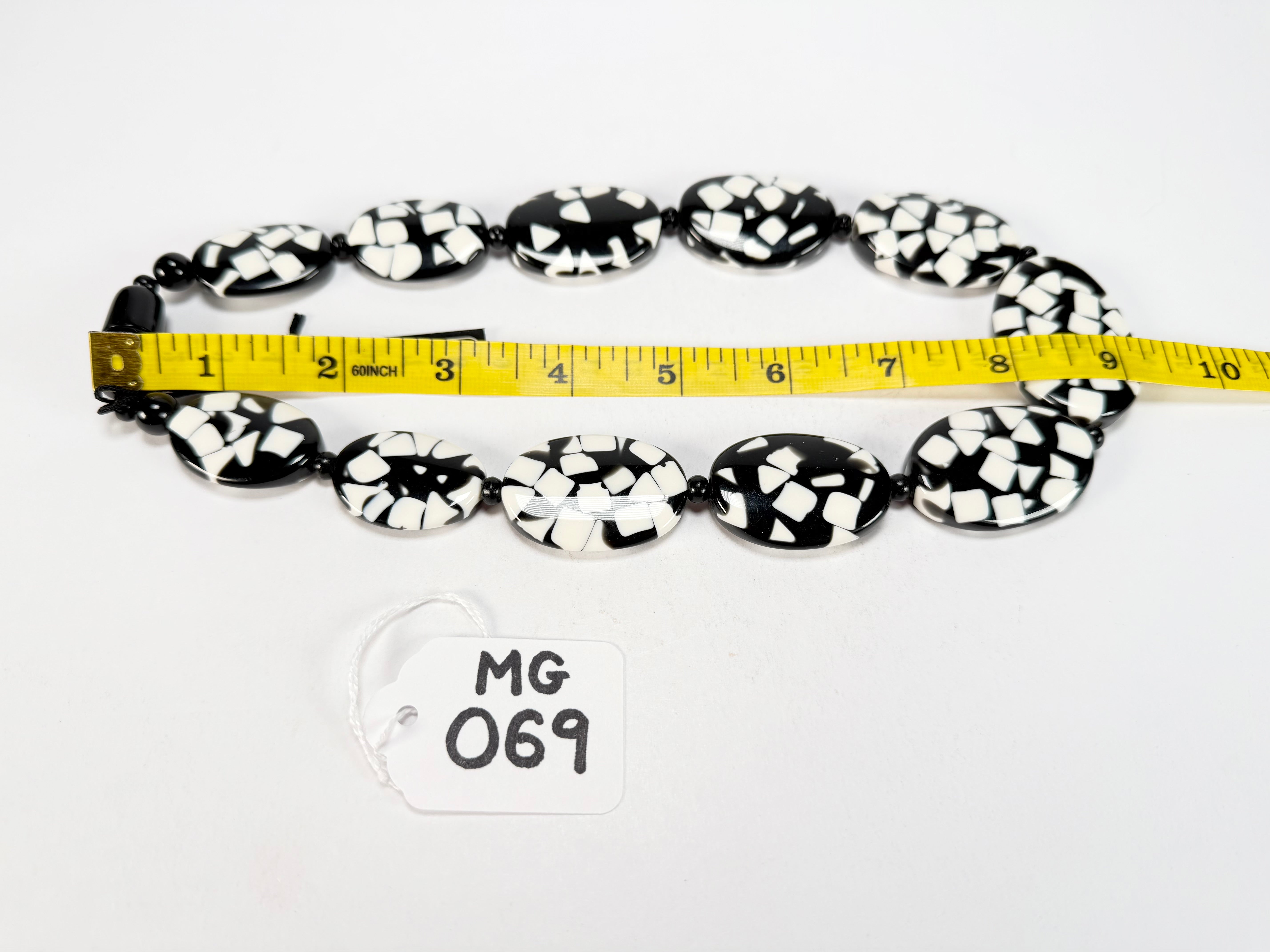 Marion Godart - Confetti "Forme Ovale" Black & White Resin Necklace