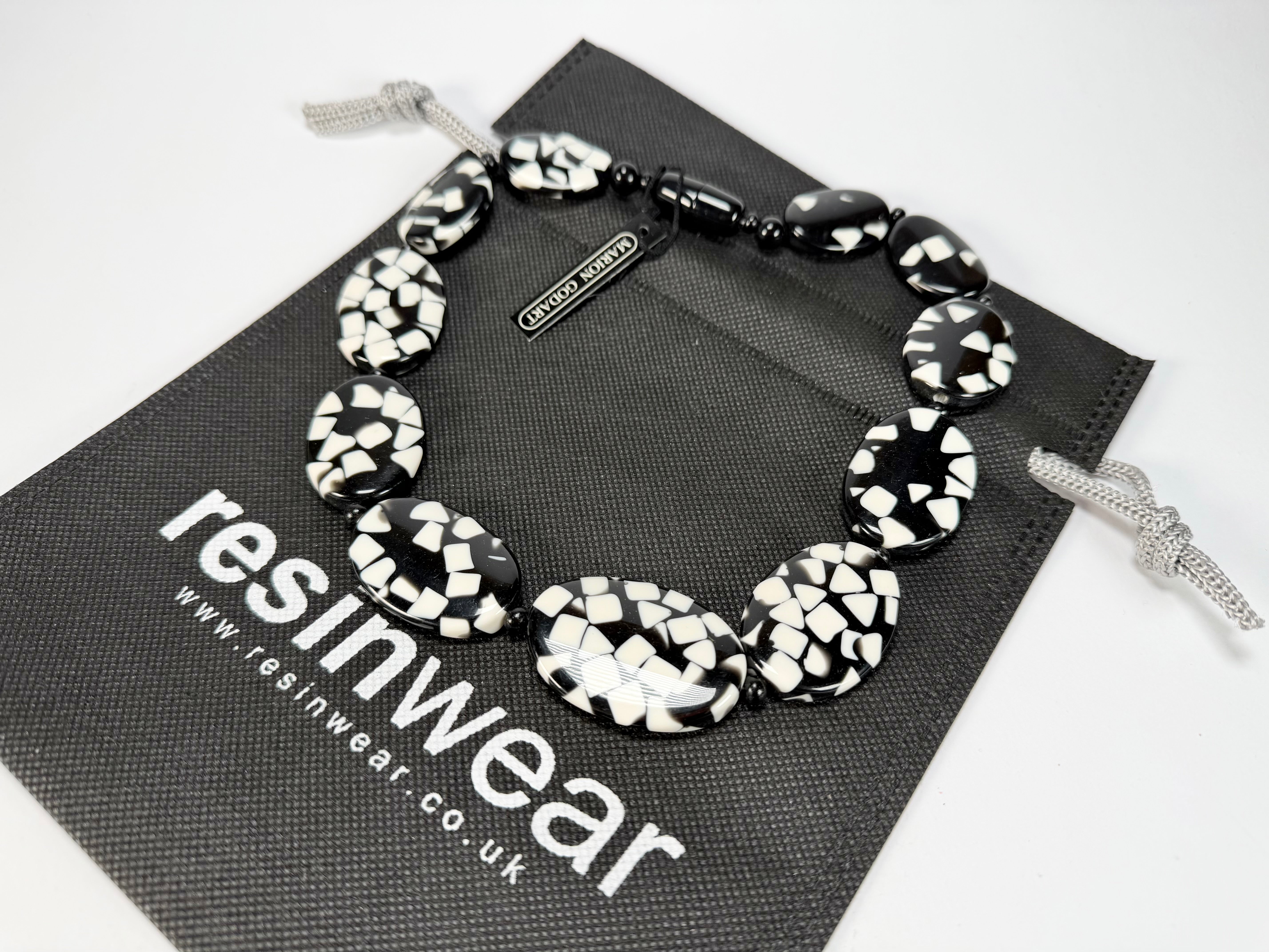 Marion Godart - Confetti "Forme Ovale" Black & White Resin Necklace