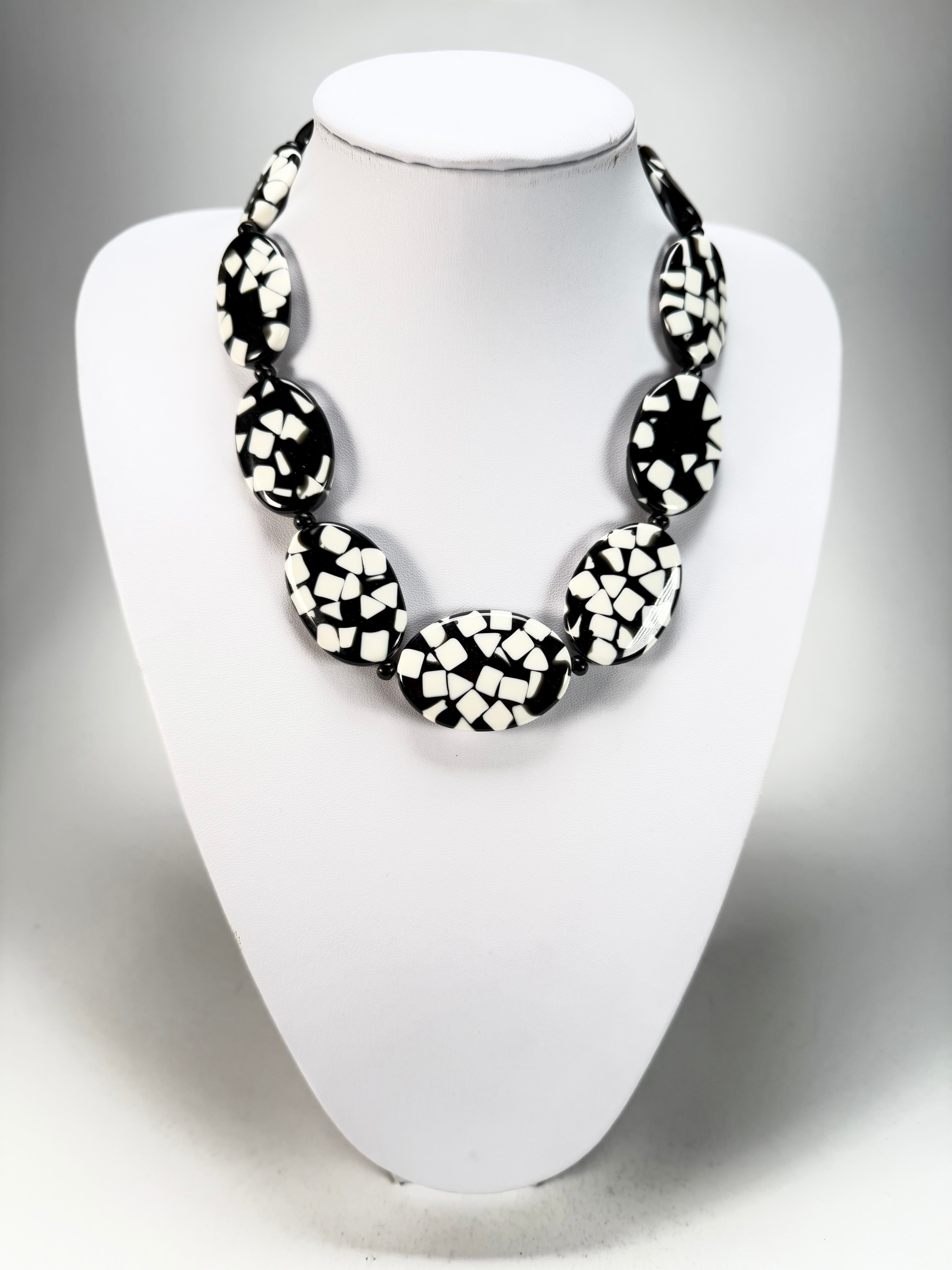 Marion Godart - Confetti "Forme Ovale" Black & White Resin Necklace