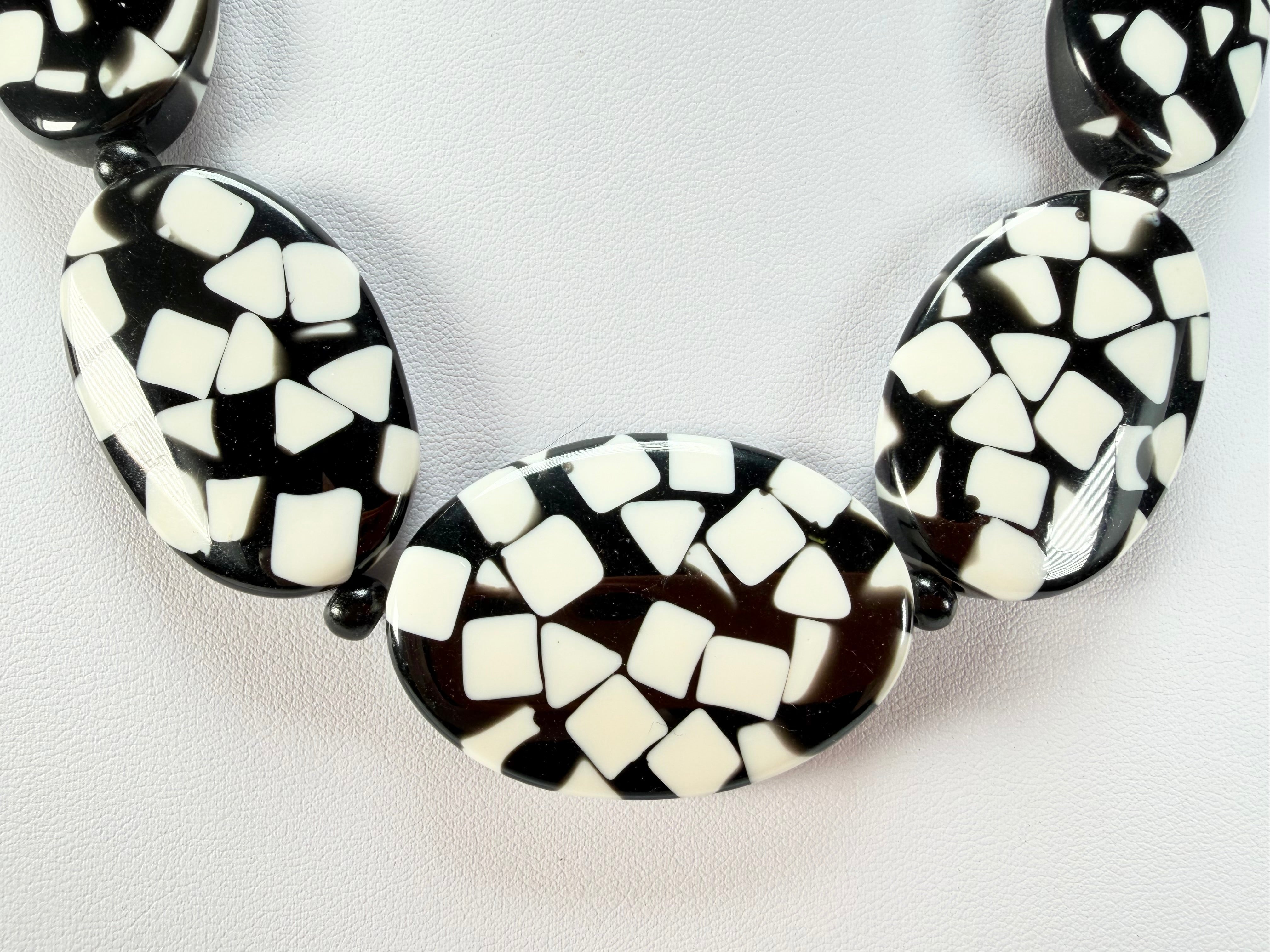 Marion Godart - Confetti "Forme Ovale" Black & White Resin Necklace