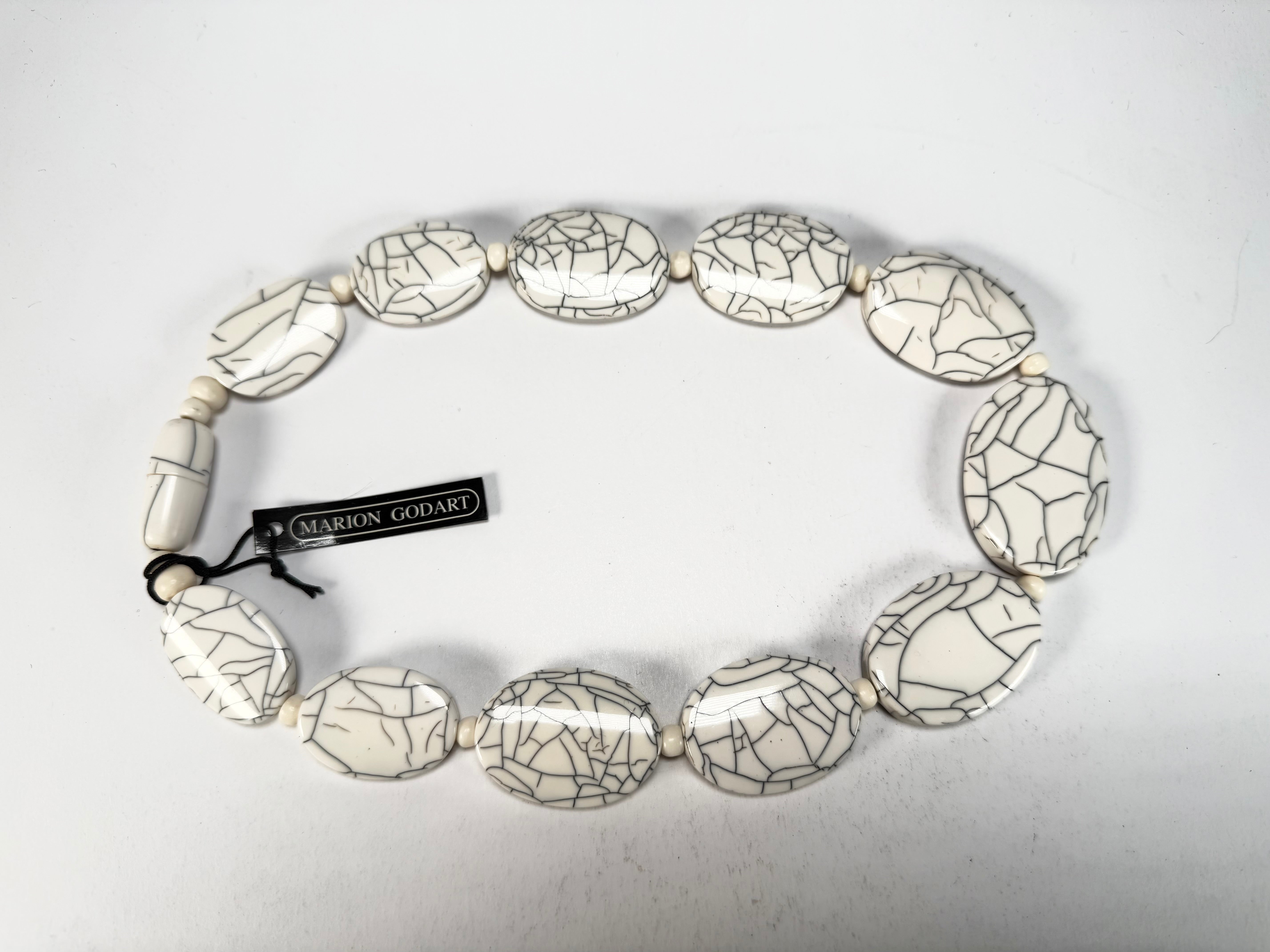 Marion Godart - Fragmental "Forme Ovale" Cream Resin Necklace