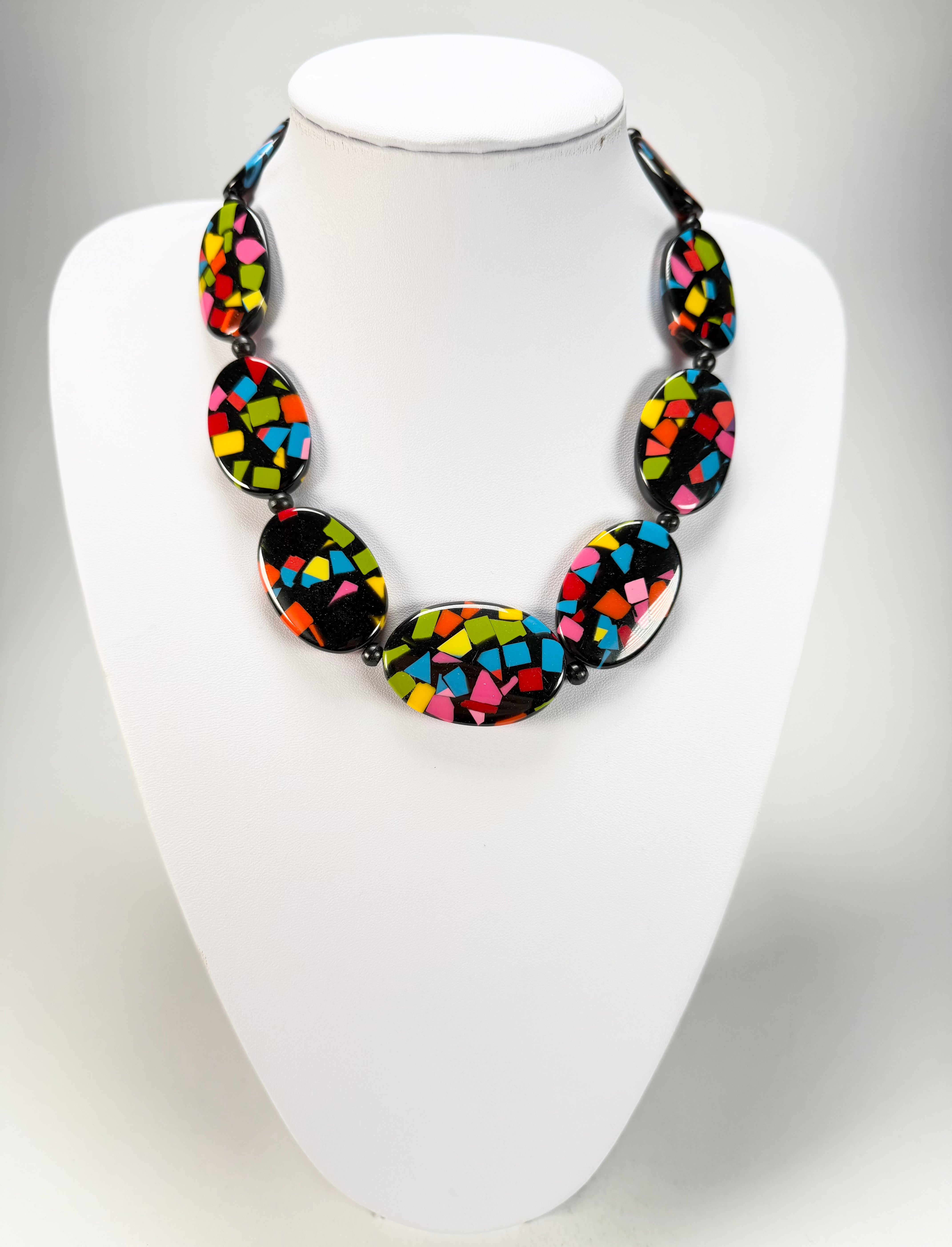 Marion Godart - Confetti "Forme Ovale" Art-Deco Mix Resin Necklace