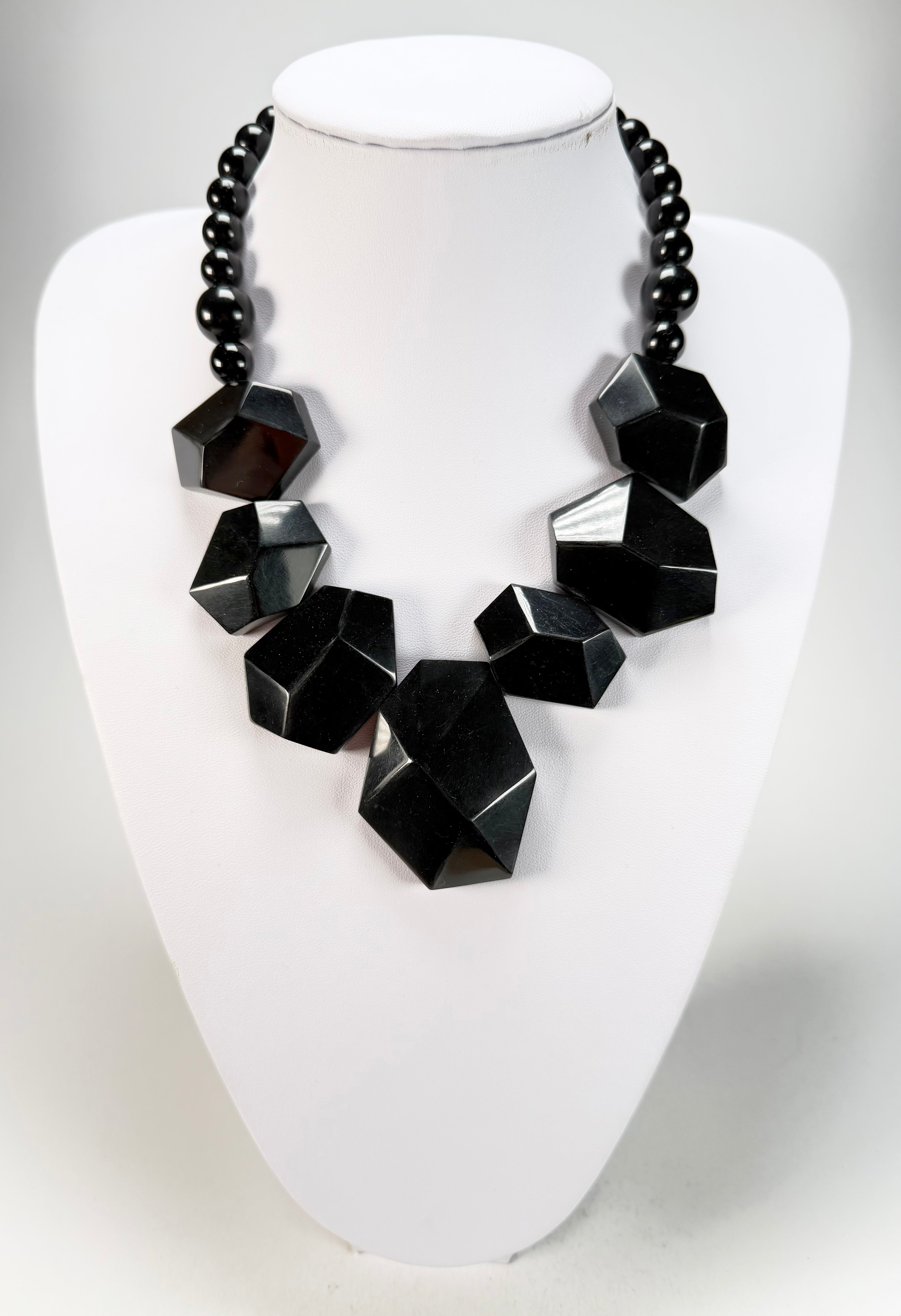 Marion Godart - Fragmental "Formation Rocheuse" Black Resin Necklace