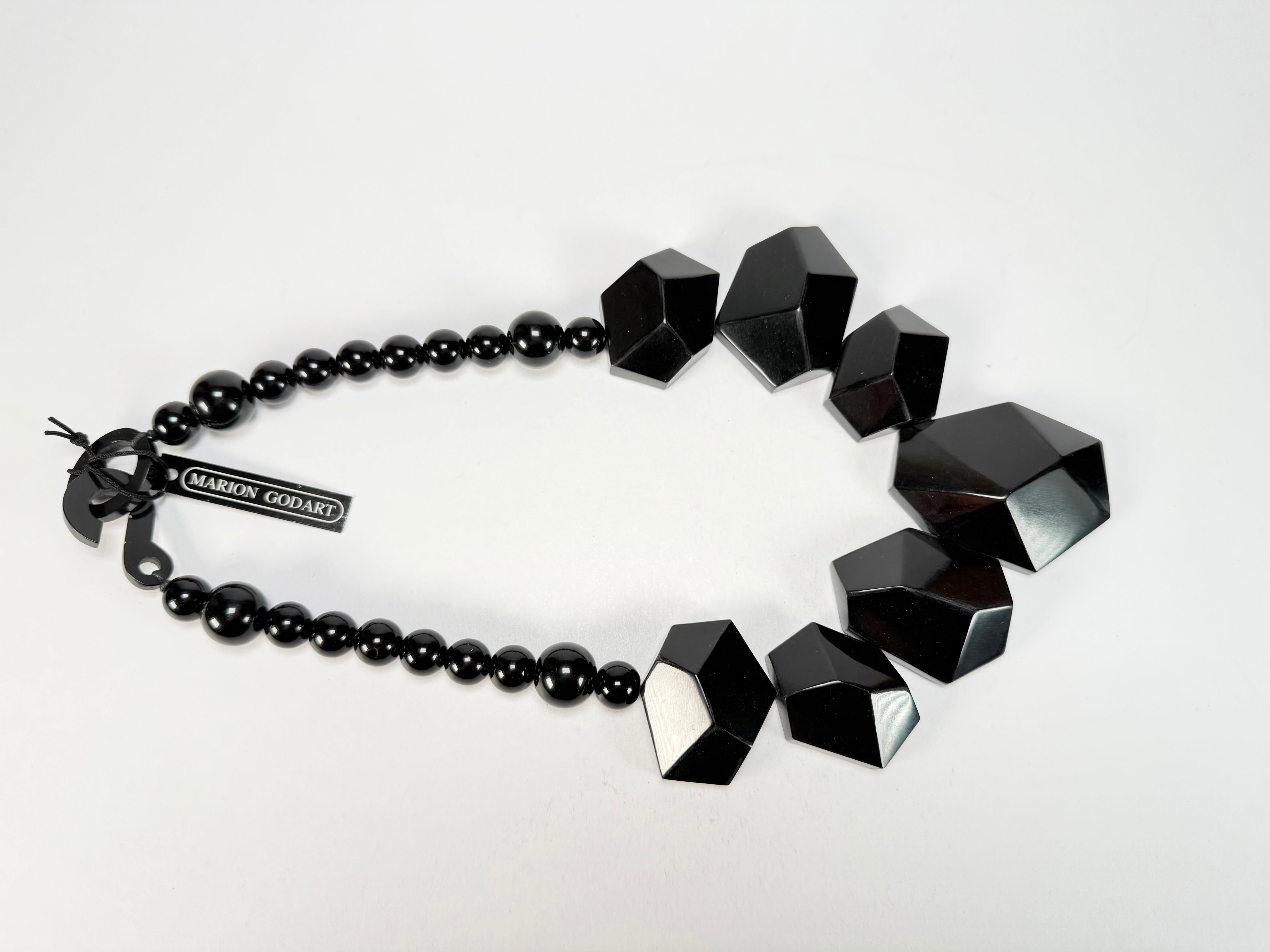 Marion Godart - Fragmental "Formation Rocheuse" Black Resin Necklace