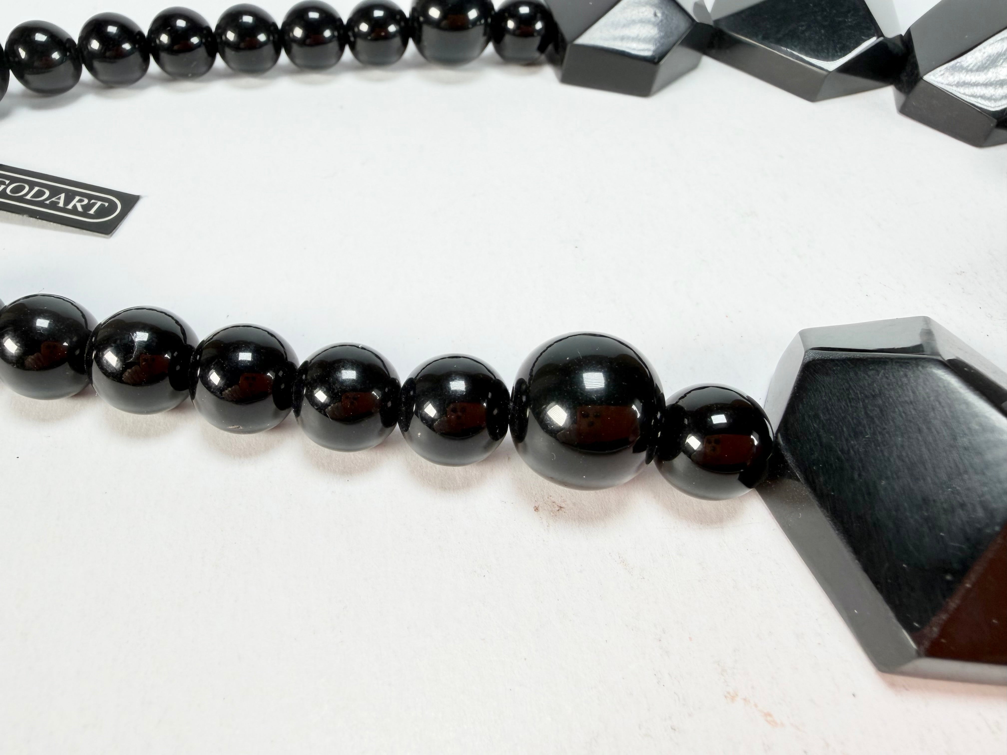 Marion Godart - Fragmental "Formation Rocheuse" Black Resin Necklace