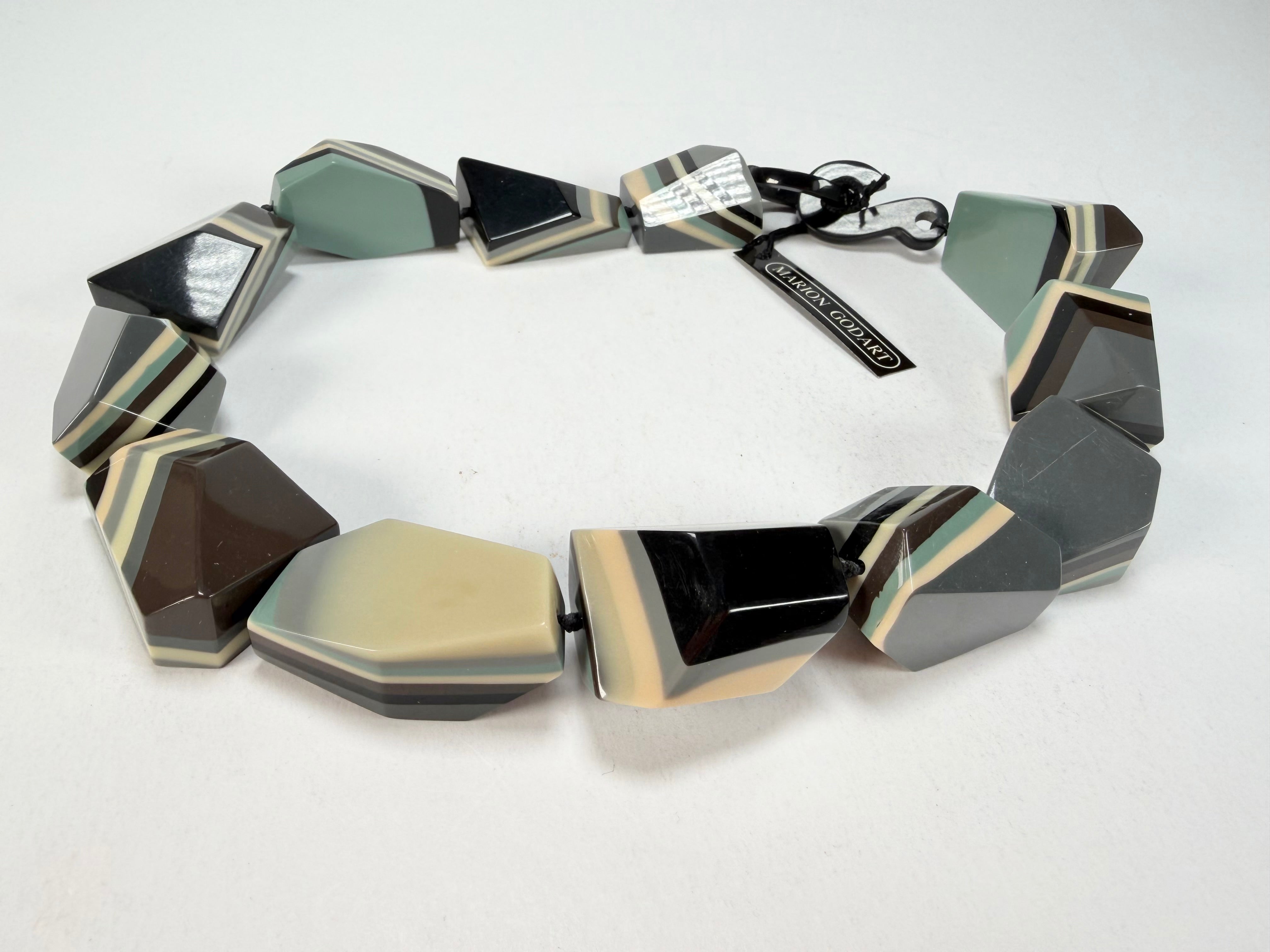Marion Godart - Fragmental "Bord Dentelé" Neutral Mix Resin Necklace